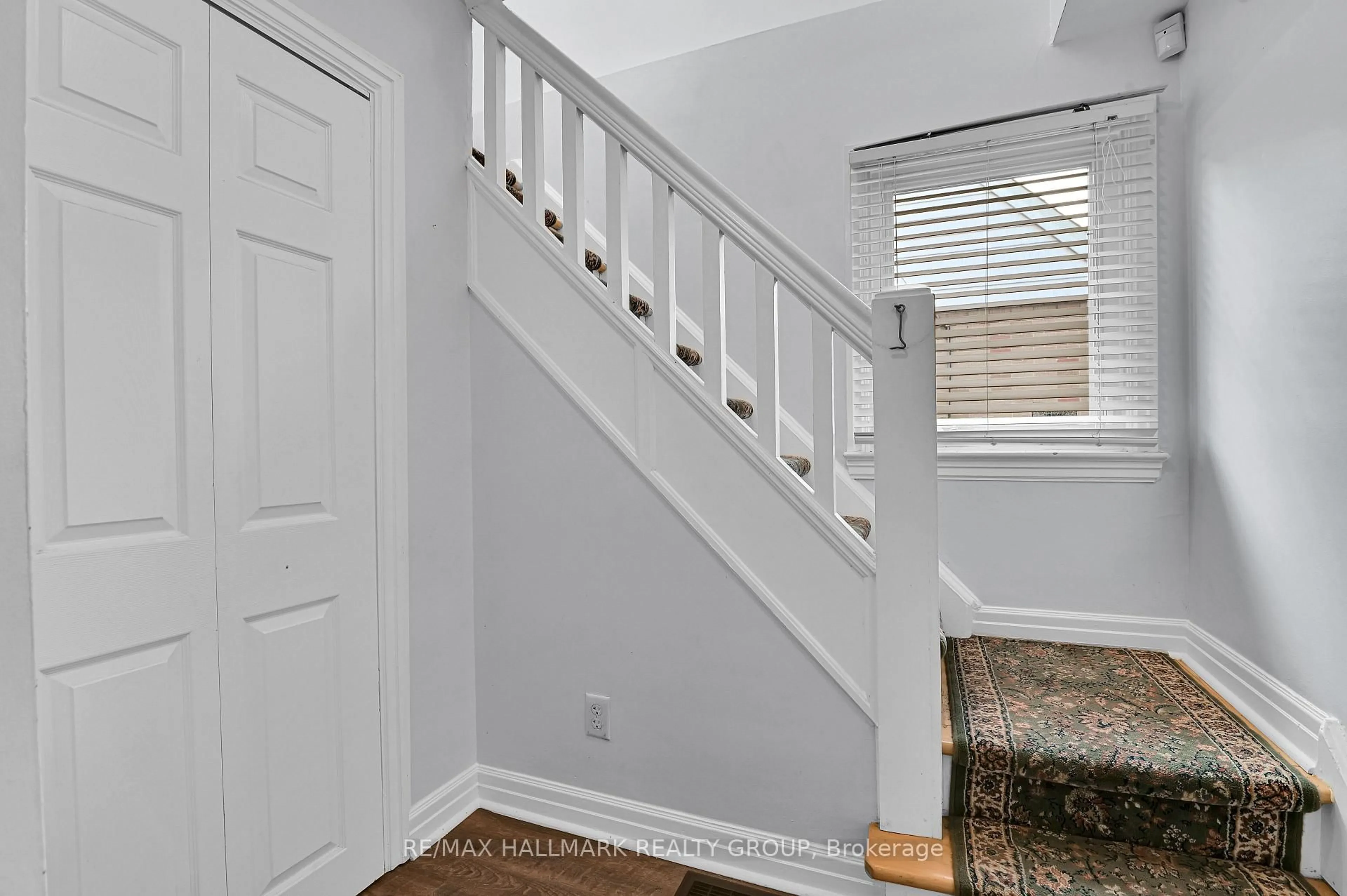 Unknown for 6A - 6B Centennial Blvd, Ottawa Ontario K1S 0M7