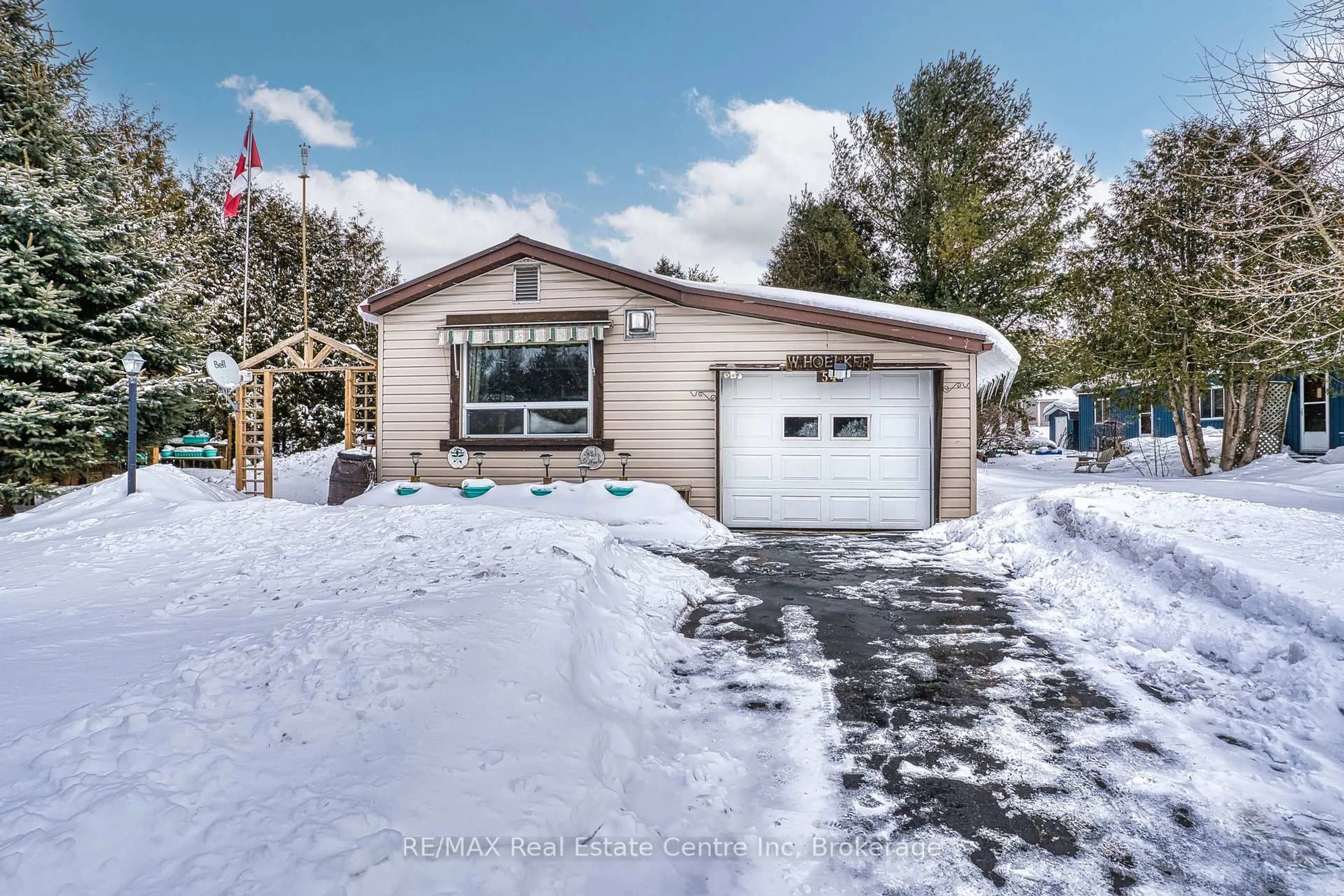 Unknown for 54 First Ave, Wellington North Ontario N0G 1A0