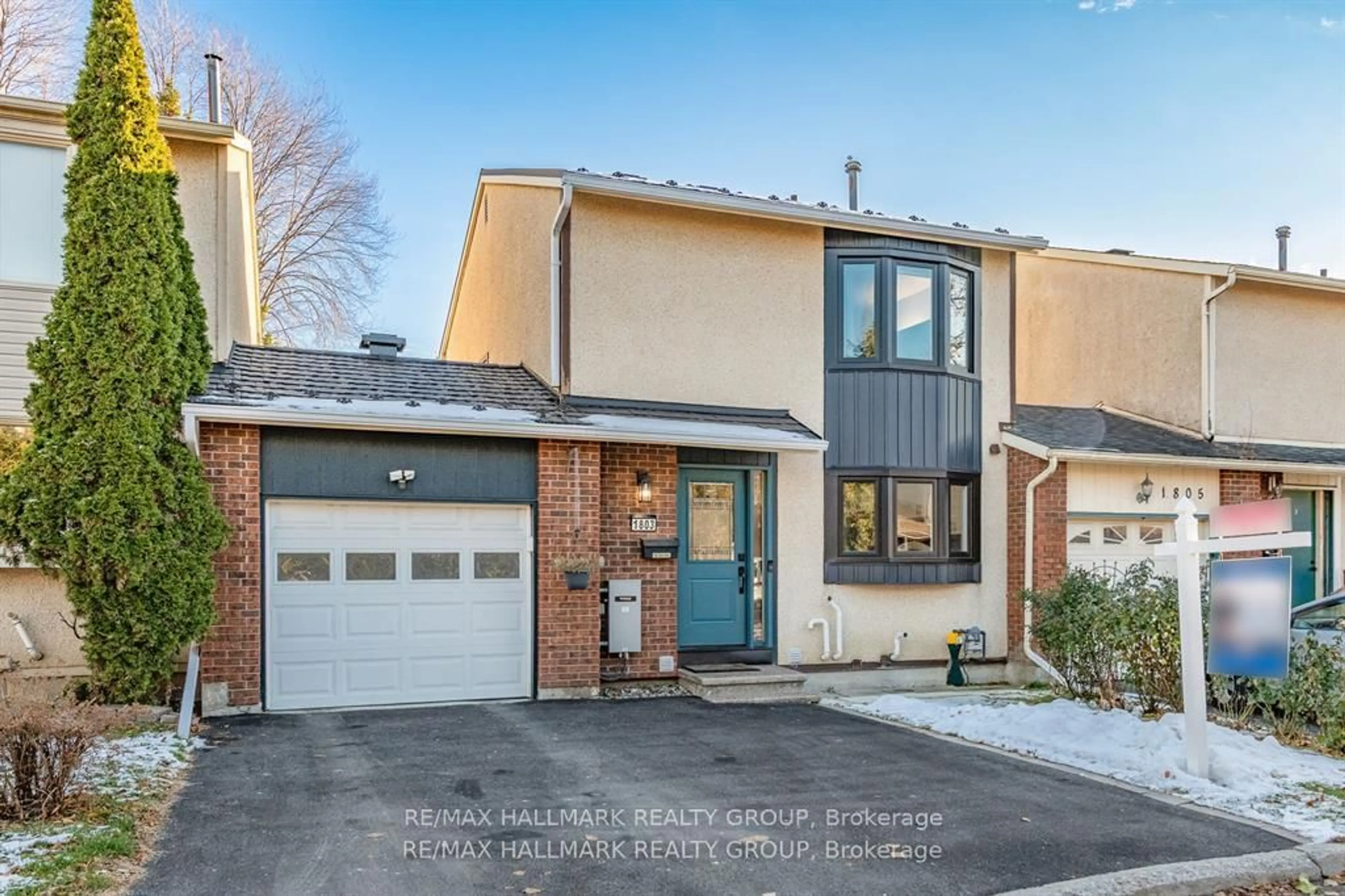Home with brick exterior material, street for 1803 Lamoureux Dr #51, Ottawa Ontario K1E 2H3