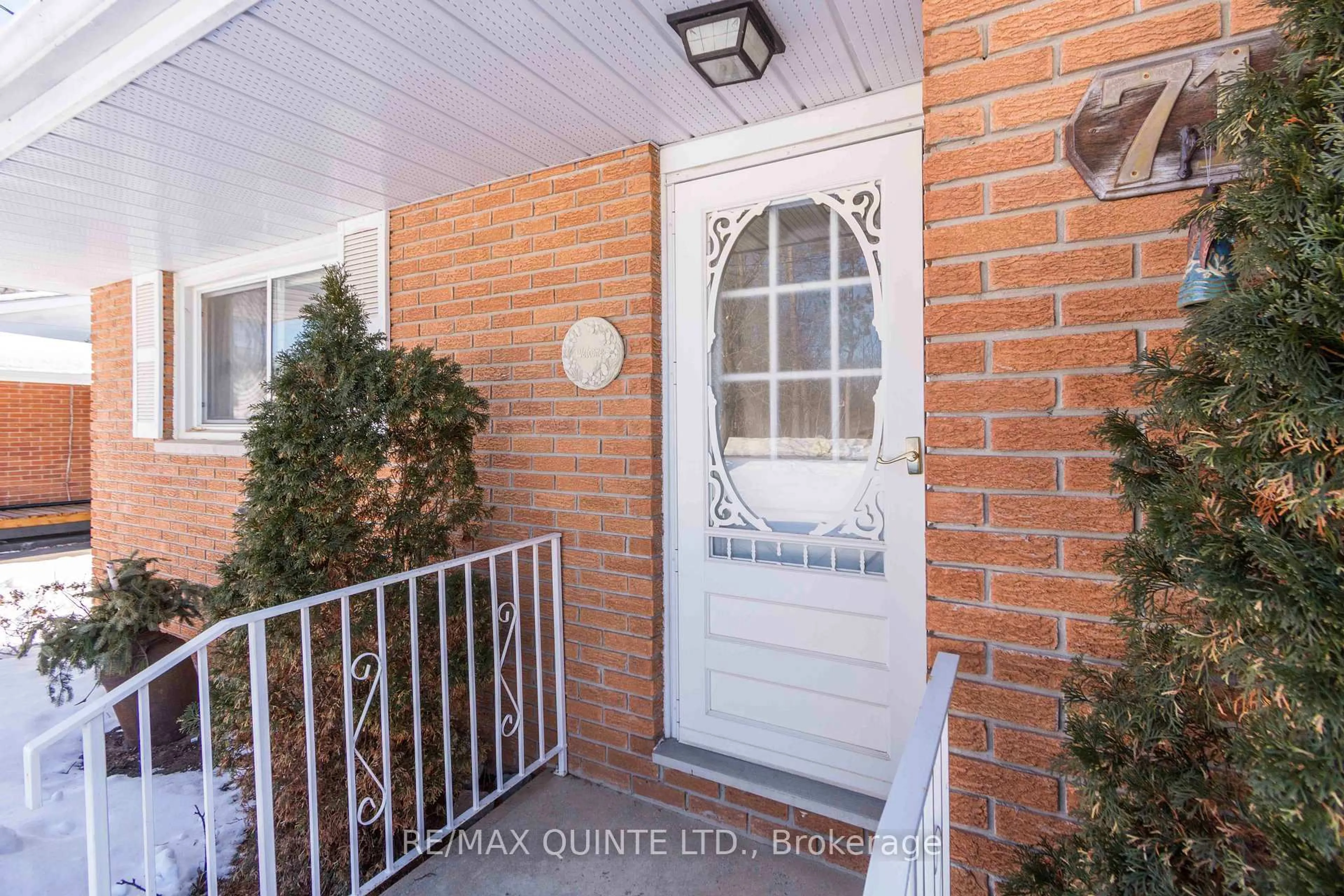 Unknown for 71 Elizabeth St, Stirling Ontario K0K 3E0