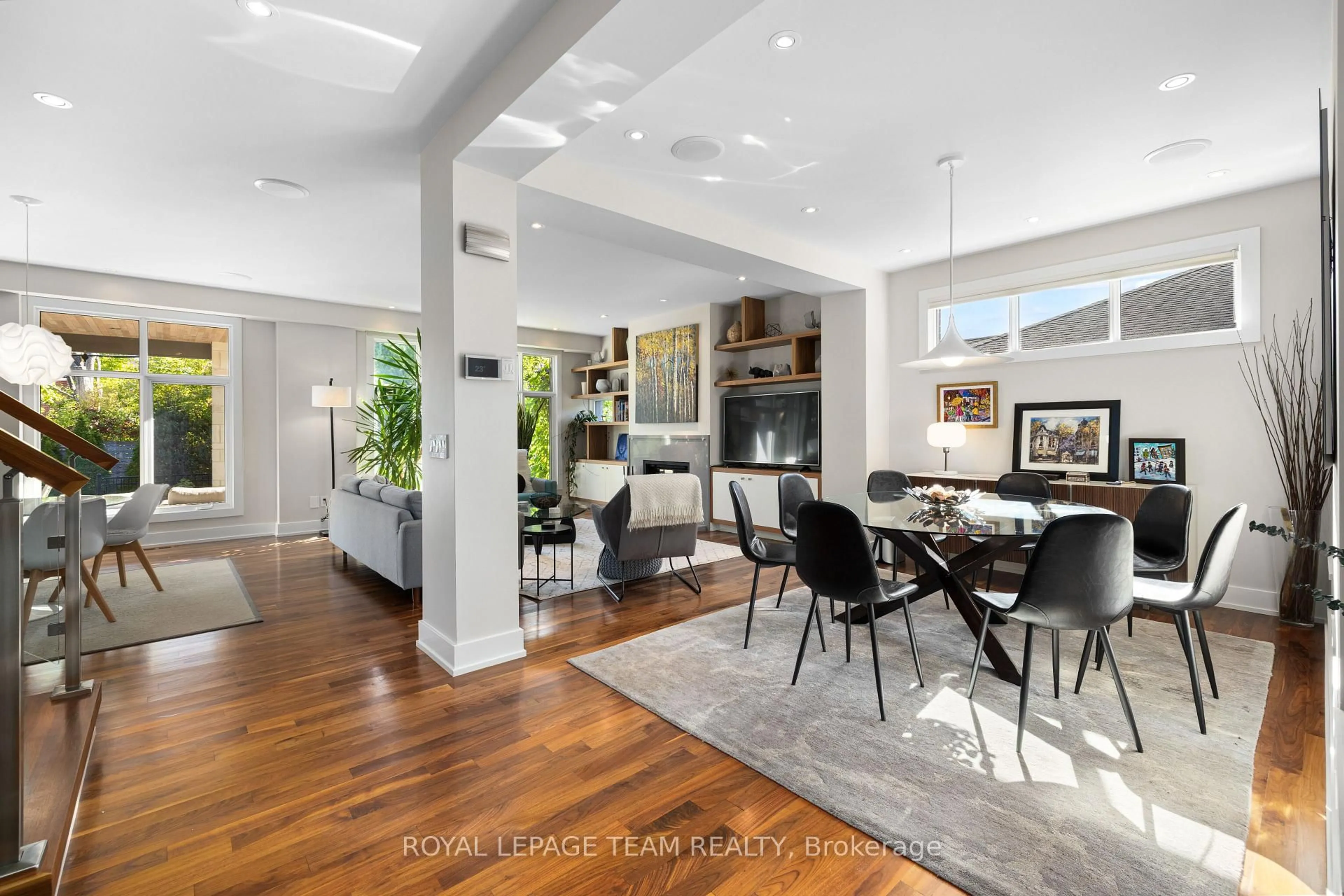 Open concept kitchen, unknown for 879 Winnington Ave, Ottawa Ontario K2B 5C4