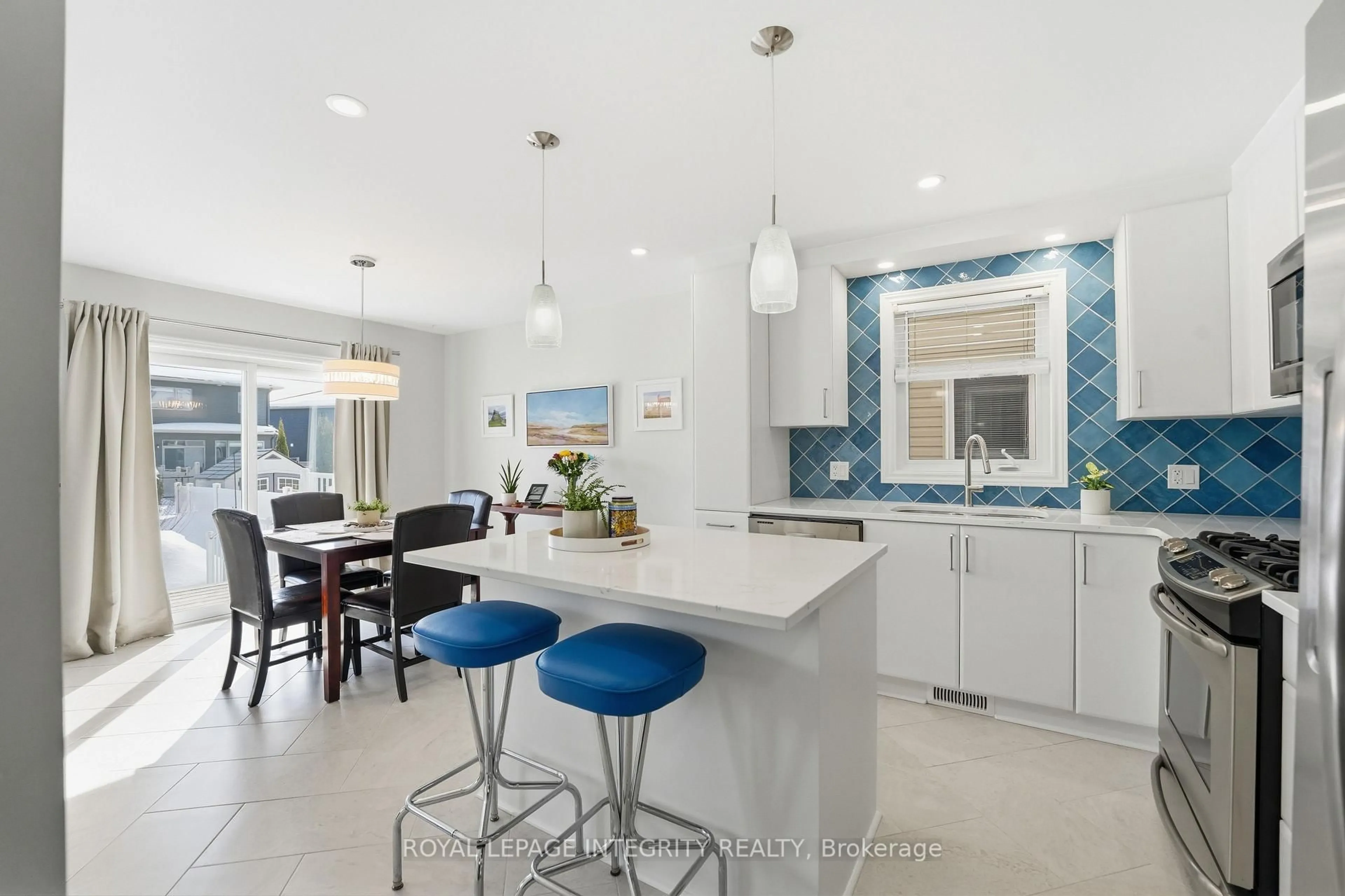 Open concept kitchen, ceramic/tile floor for 317 Mercury St, Clarence-Rockland Ontario K4K 0G7