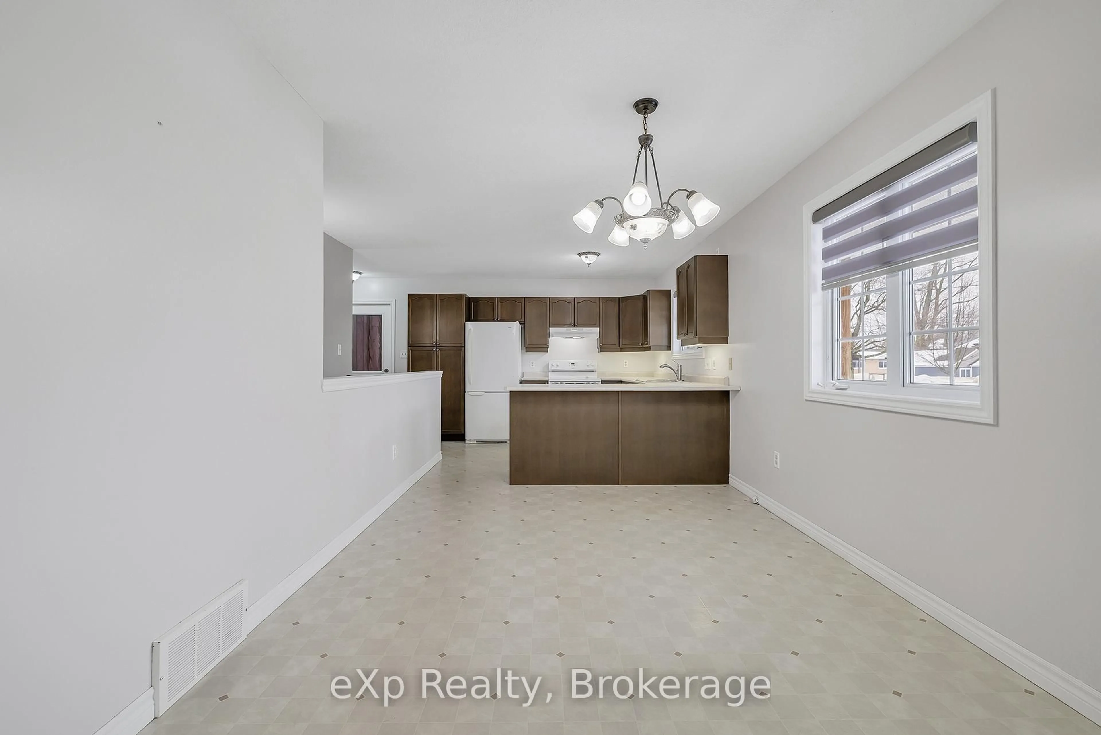 Open concept kitchen, unknown for 725 Binning St, North Perth Ontario N4W 1H3