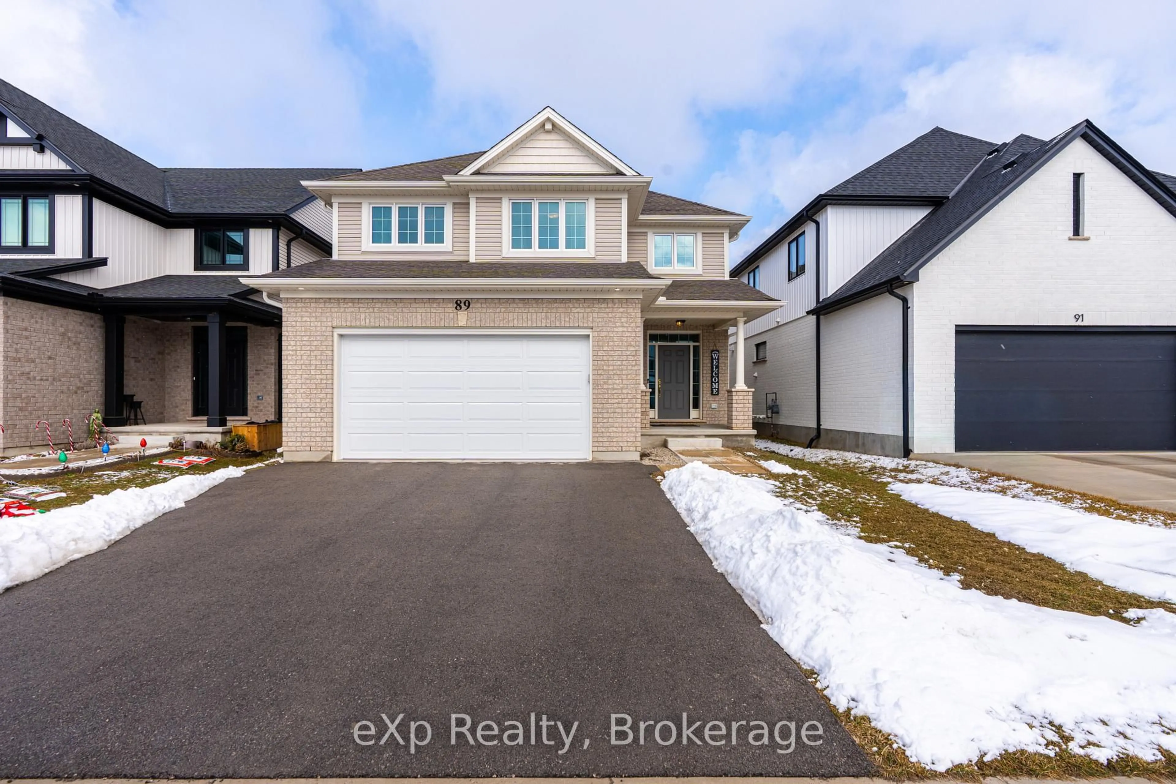 A pic from outside/outdoor area/front of a property/back of a property/a pic from drone, street for 89 Acorn Tr, St. Thomas Ontario N5R 0L8