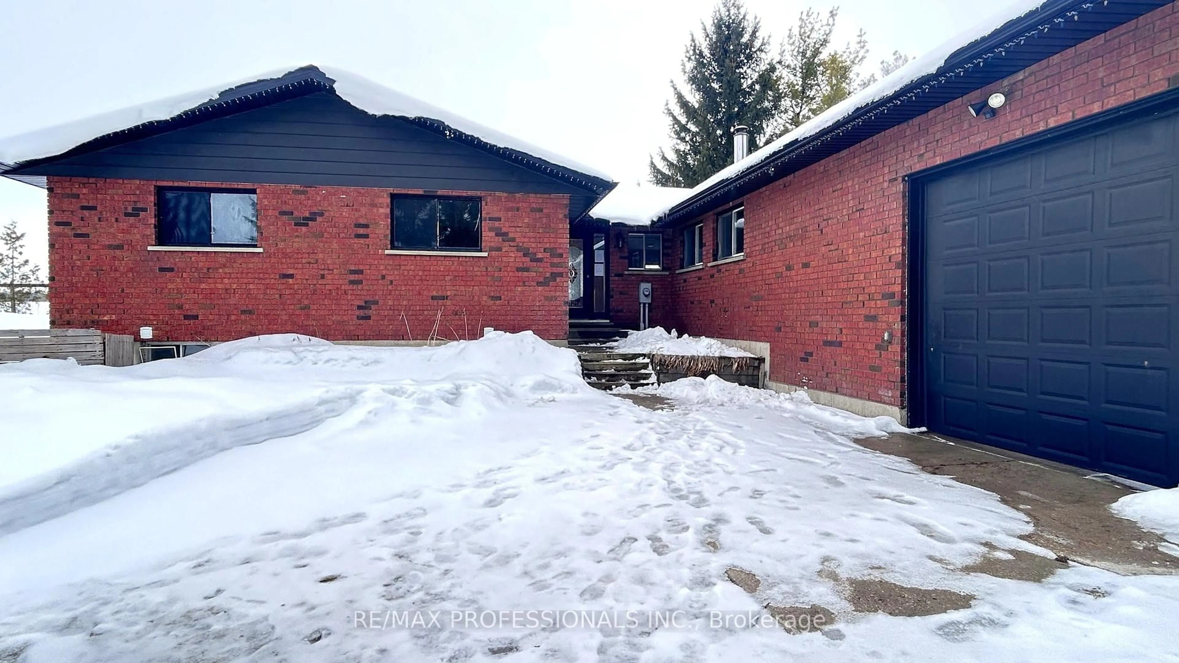 Unknown for 261046 18 Concession, West Grey Ontario N4N 3C1