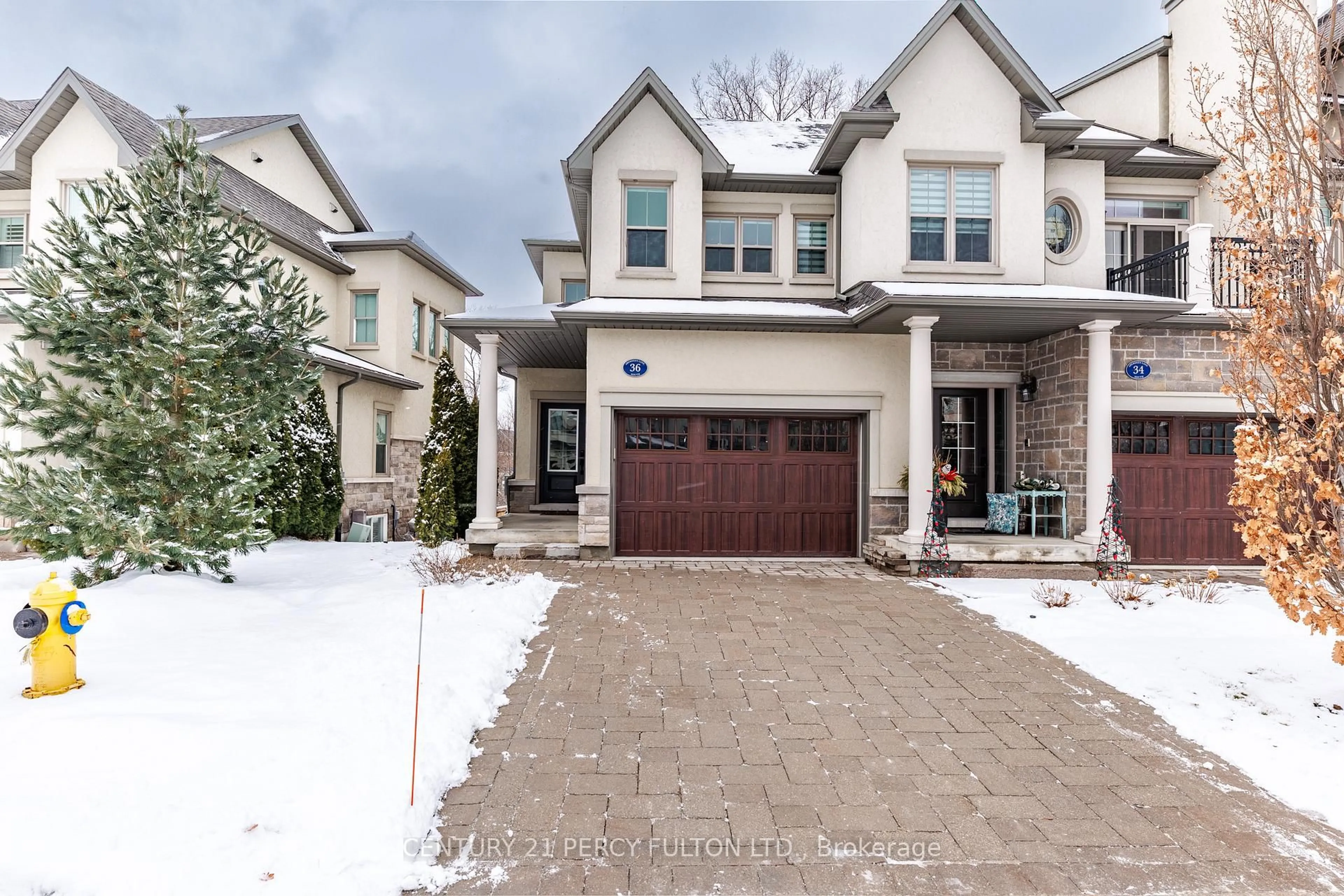 Home with brick exterior material, street for 36 Aberdeen Lane, Niagara-on-the-Lake Ontario L0S 1J0
