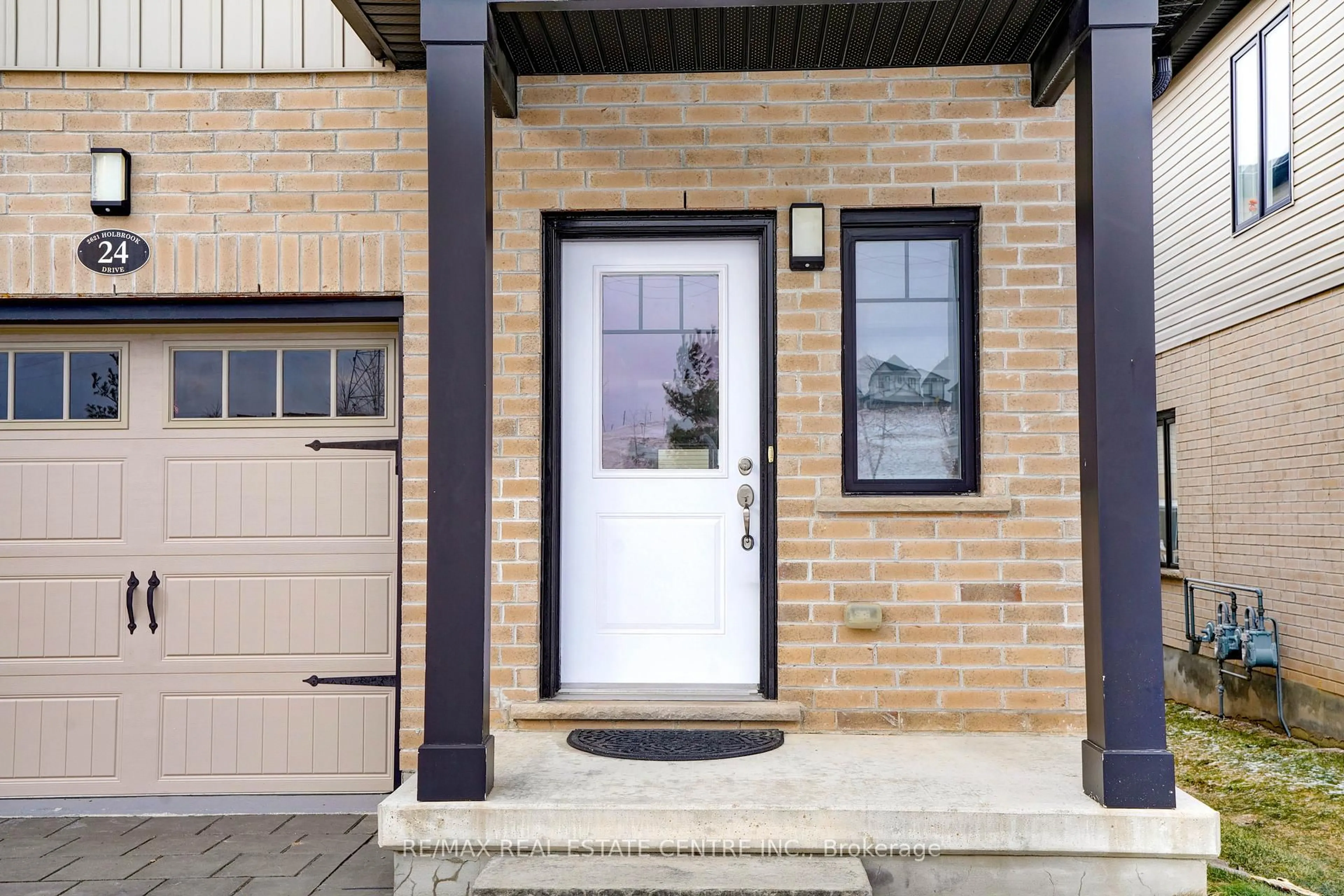 Home with brick exterior material, street for 2621 Holbrook Dr #24, London South Ontario N6M 0G2