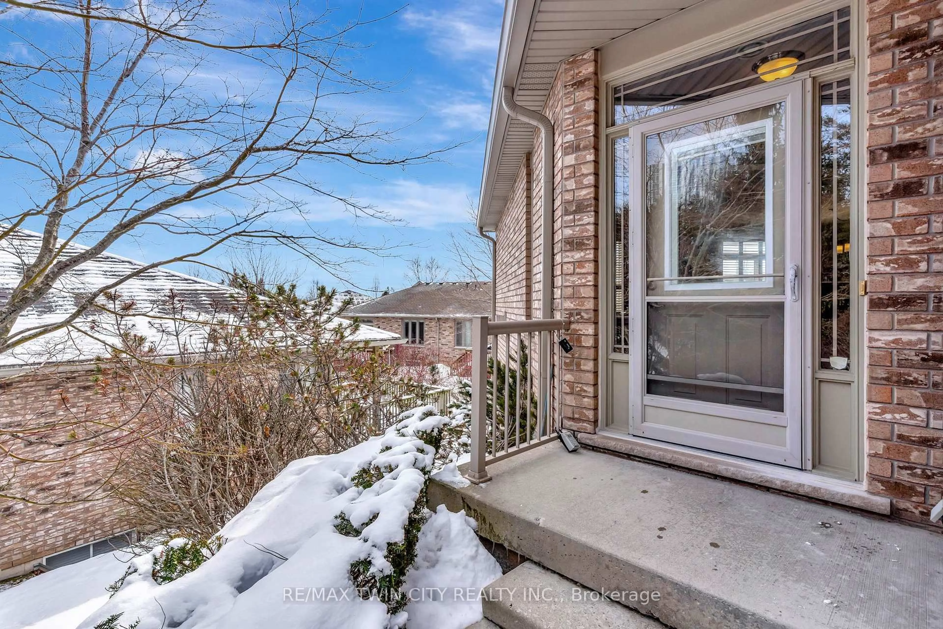 Unknown for 20 Isherwood Ave #5, Cambridge Ontario N1R 8P9