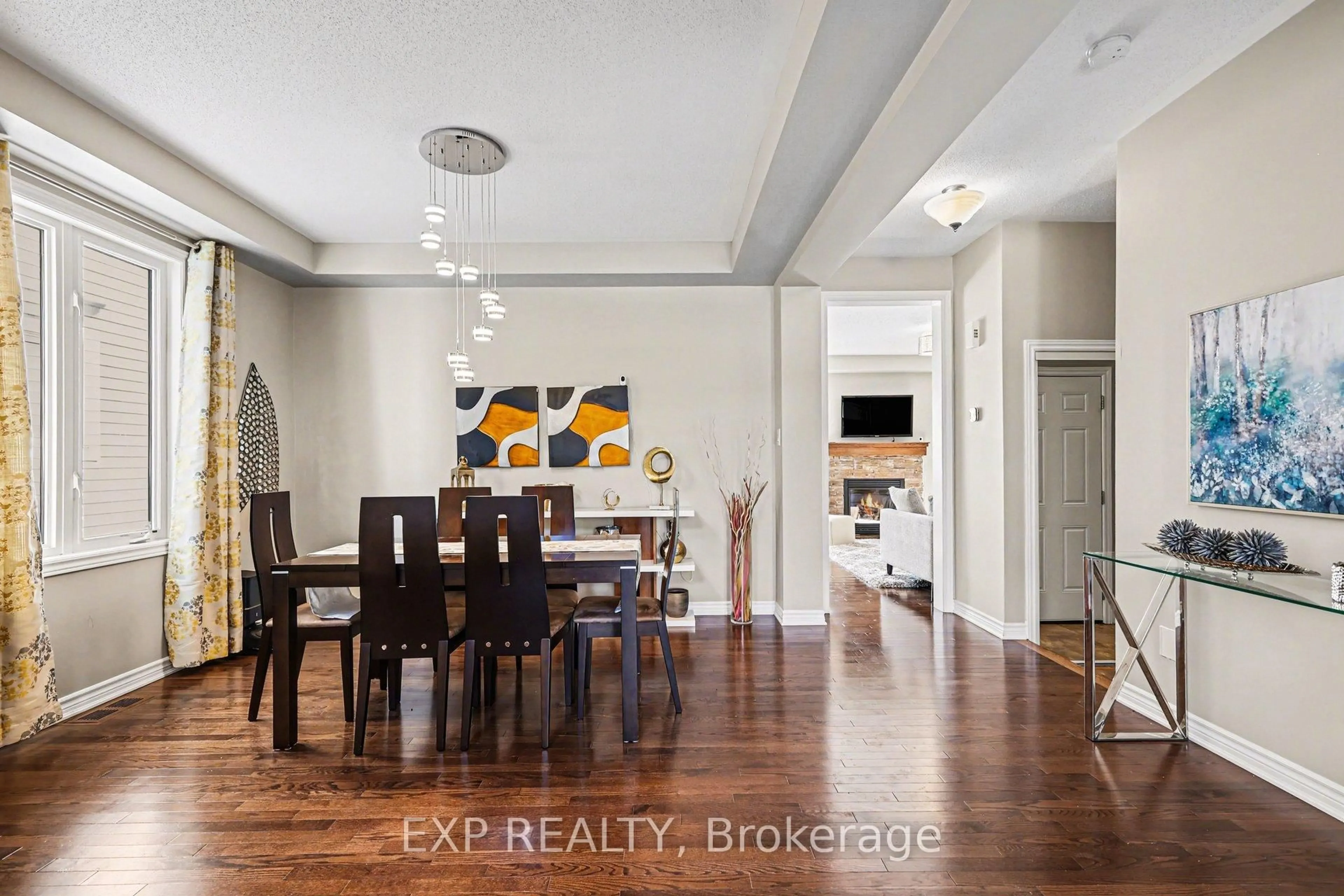 Dining room, wood/laminate floor for 90 Switch Grass Cres, Ottawa Ontario K2J 5Z3