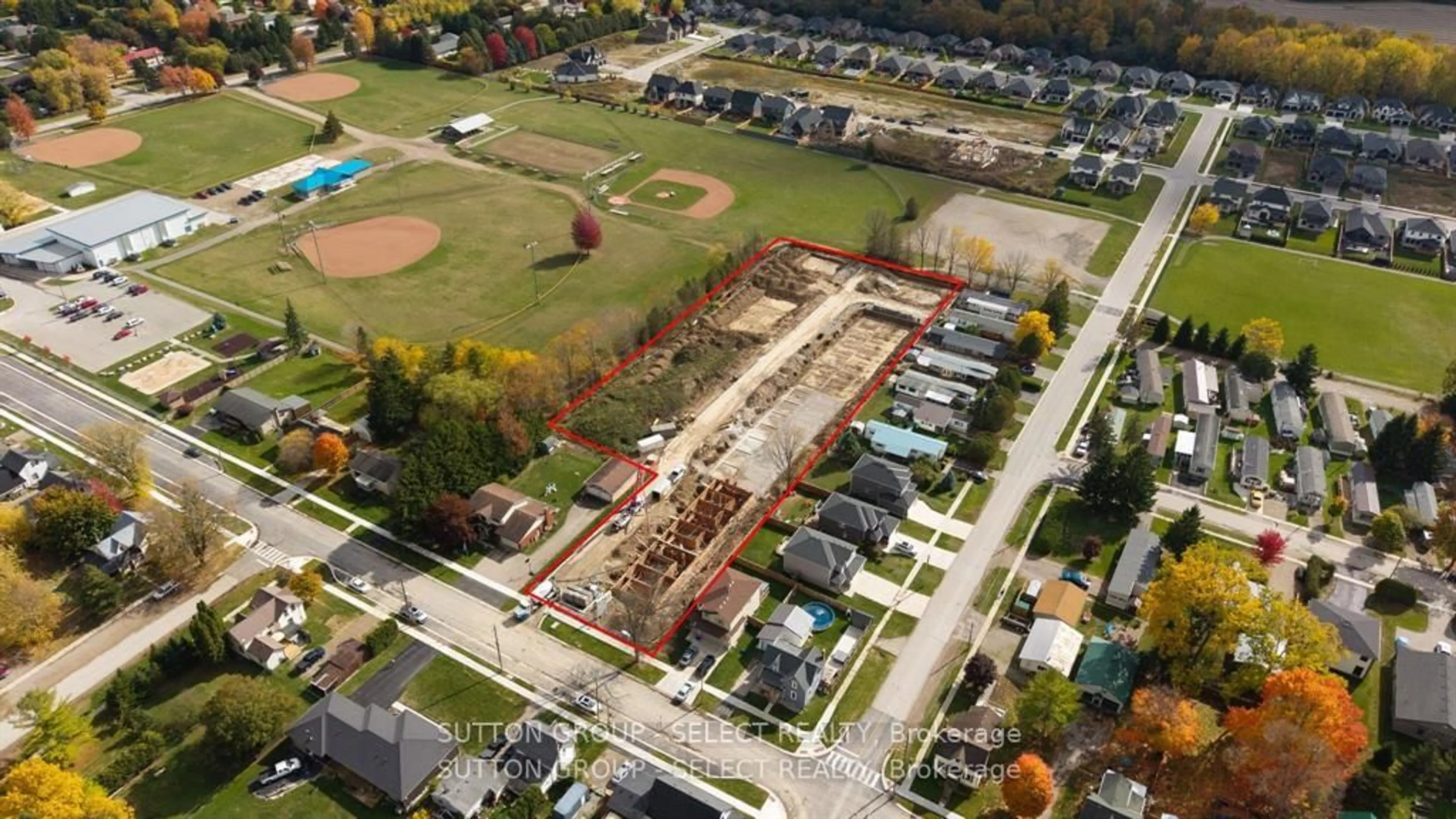 A pic from outside/outdoor area/front of a property/back of a property/a pic from drone, street for 233 Upper Queen St #12, Thames Centre Ontario N0M 2P0