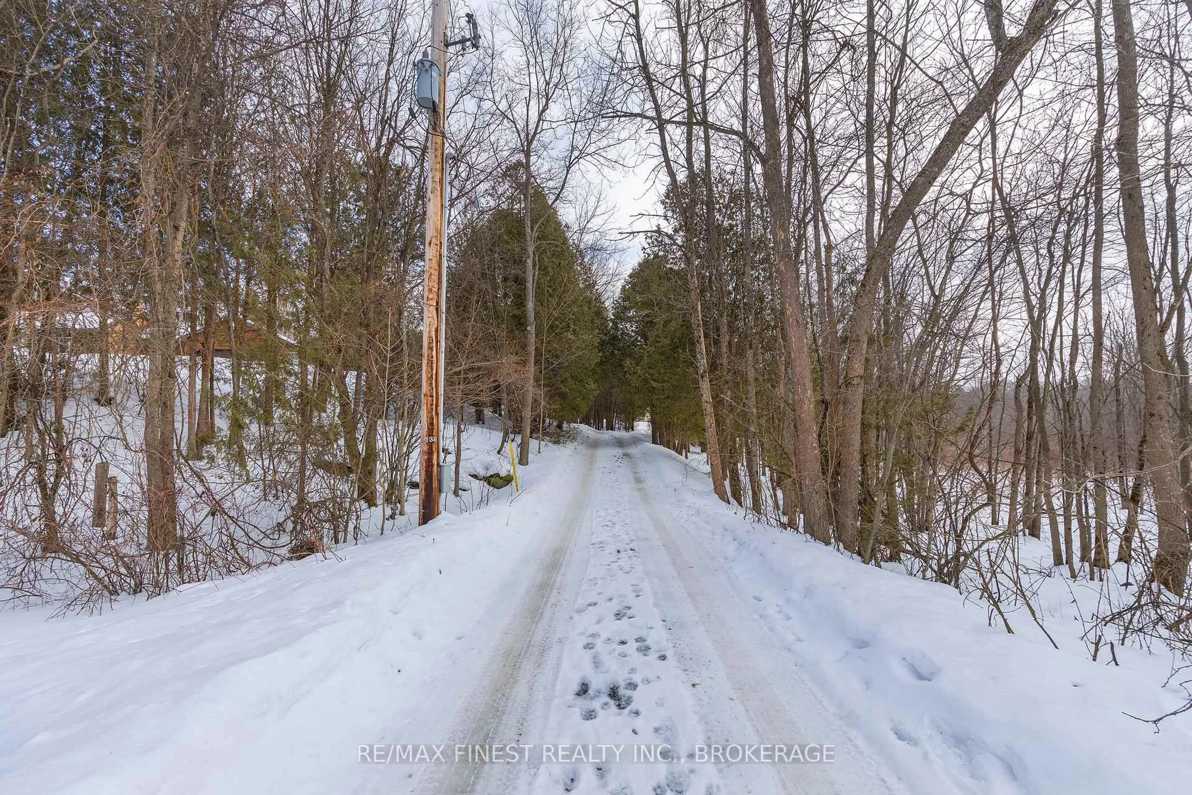 Blurry image for 5885 Davey Dr, Verona Ontario K0H 2W0