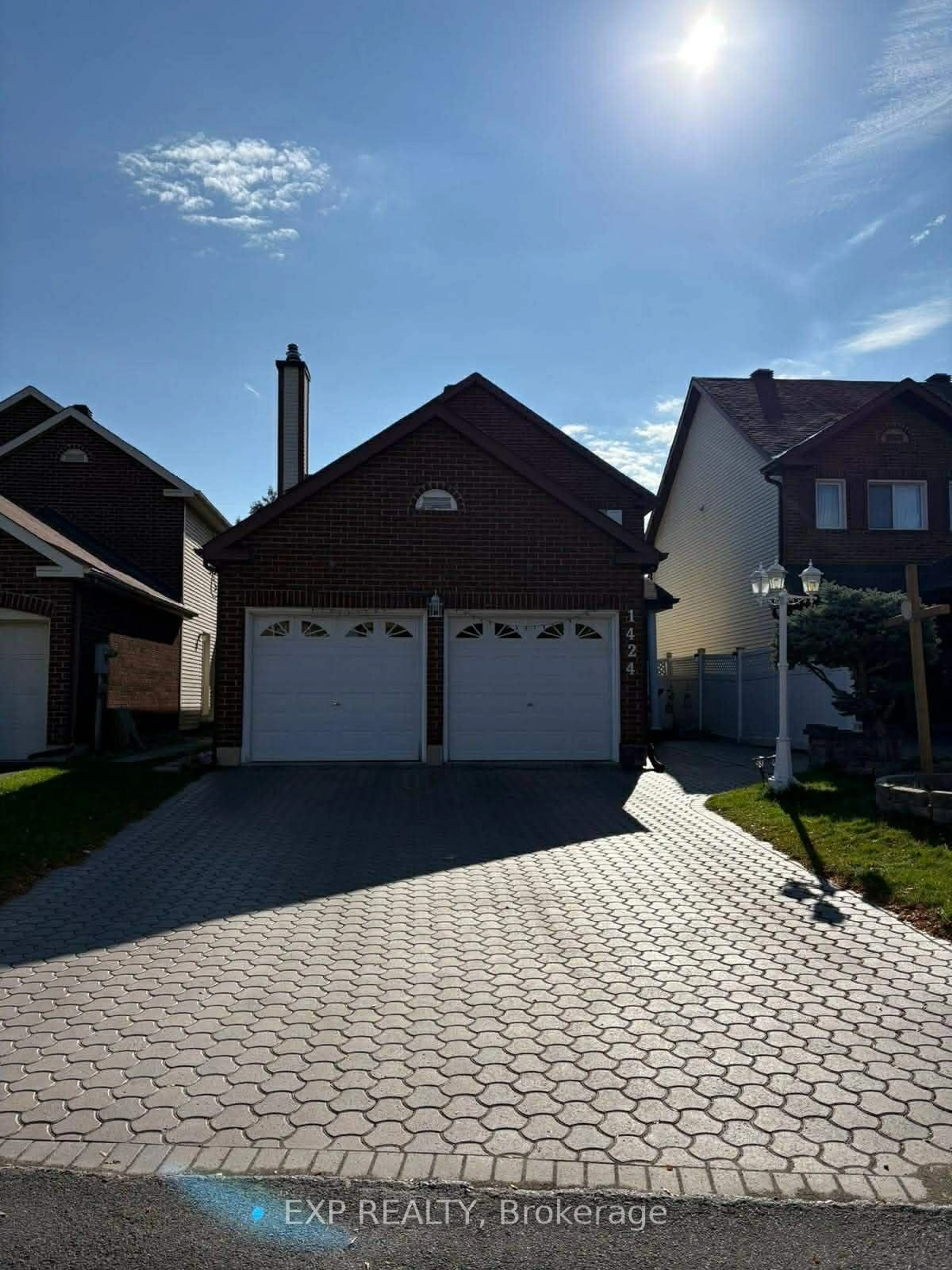 Home with brick exterior material, street for 1424 Progress Pl, Ottawa Ontario K1B 5M3