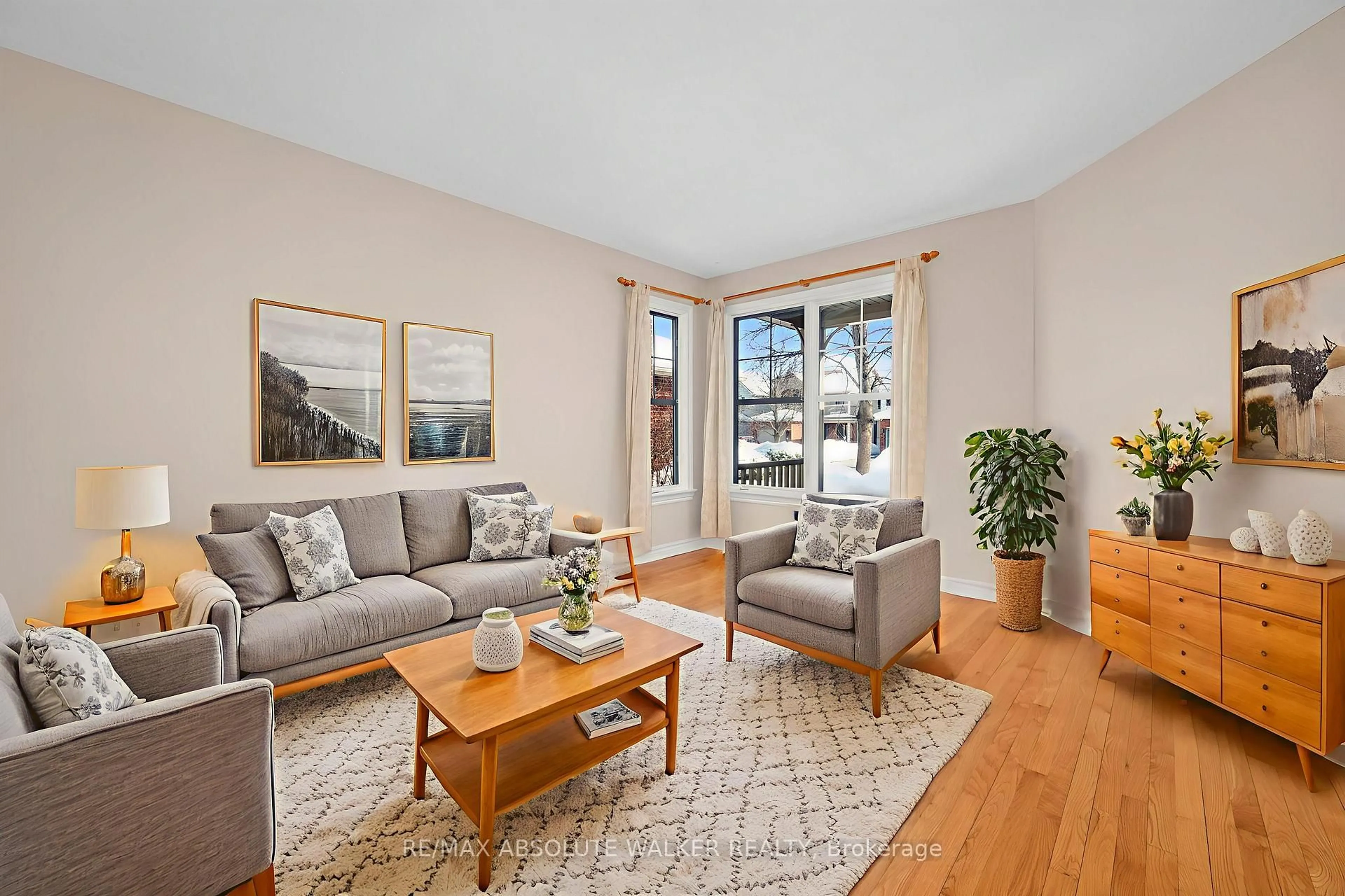 Living room with furniture, unknown for 56 Vermont Ave, Ottawa Ontario K2G 6M1