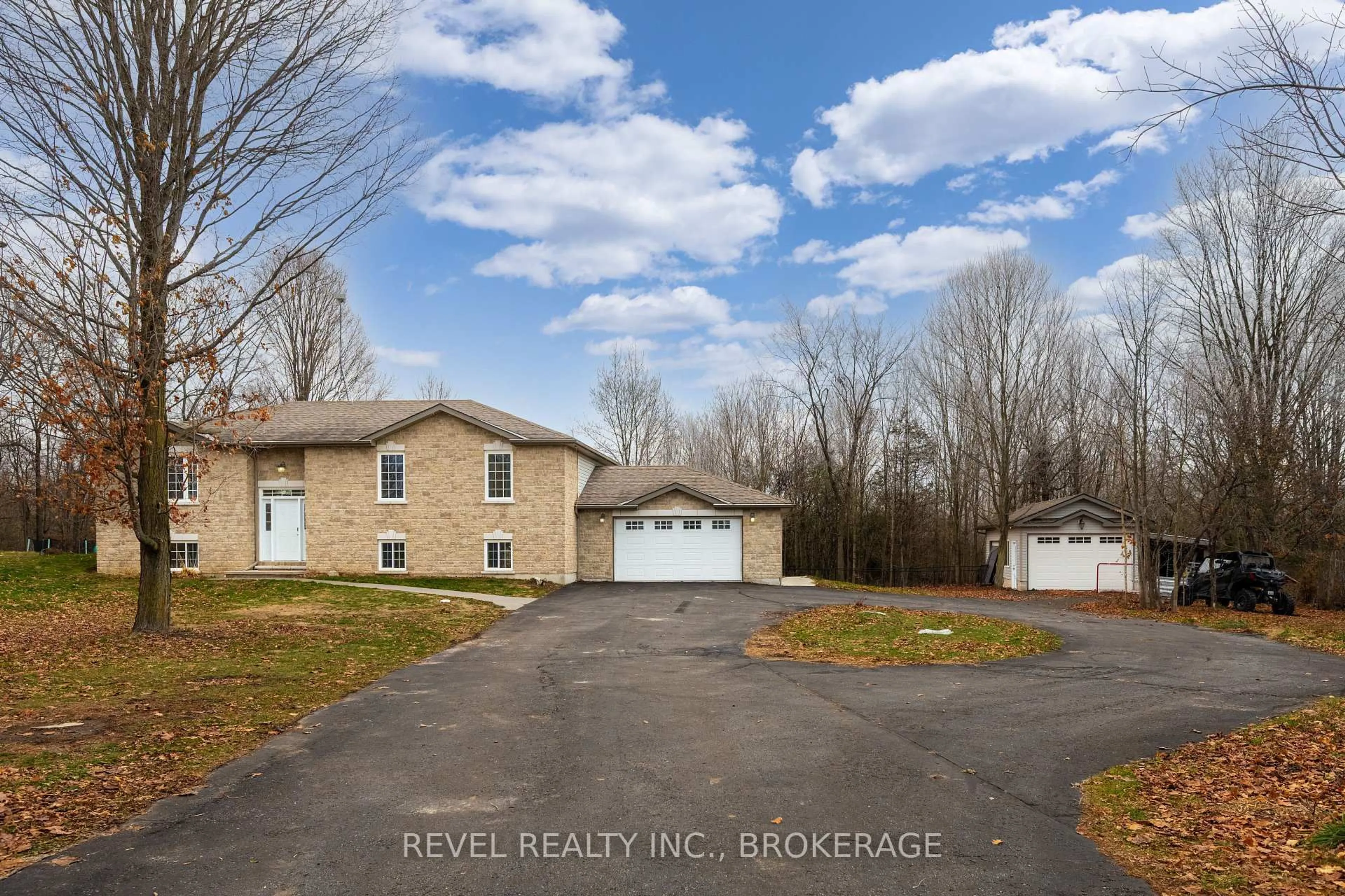 A pic from outside/outdoor area/front of a property/back of a property/a pic from drone, water/lake/river/ocean view for 3826 Stage Coach Rd, Sydenham Ontario K0H 2T0