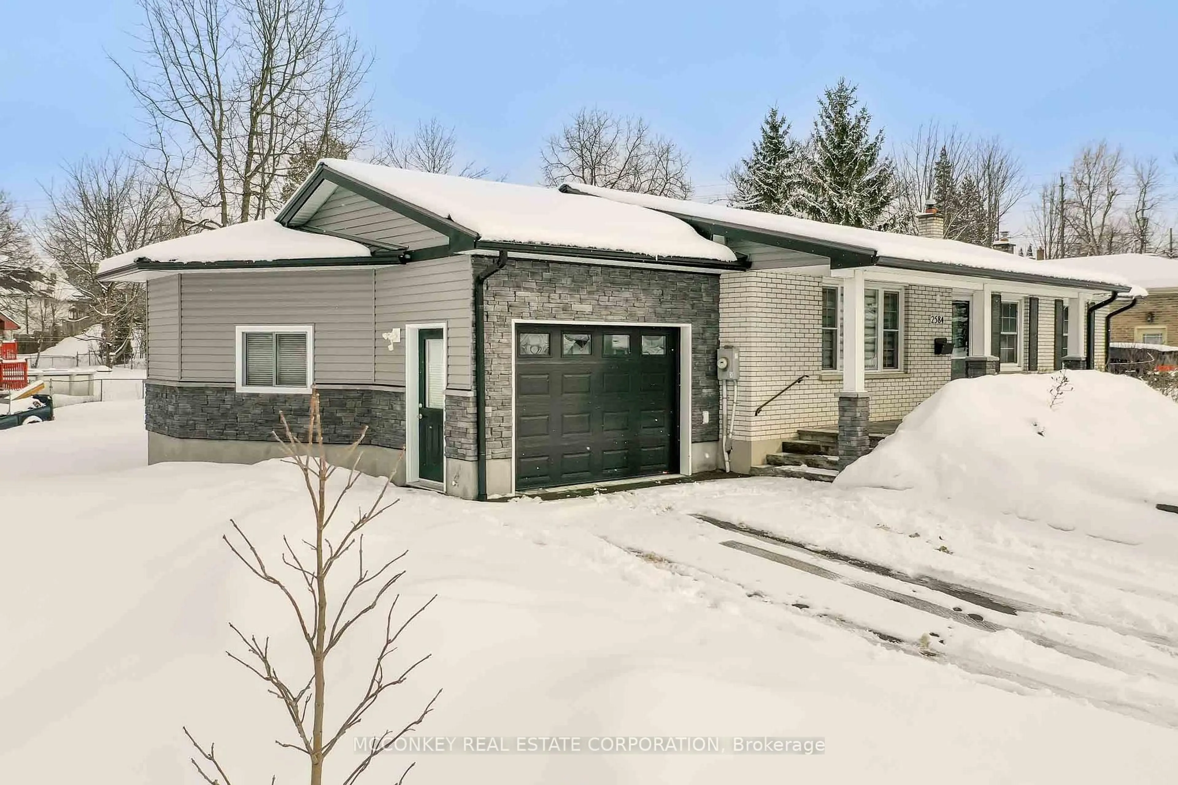 Unknown for 2584 Bensfort Rd, Peterborough Ontario K9J 1C9