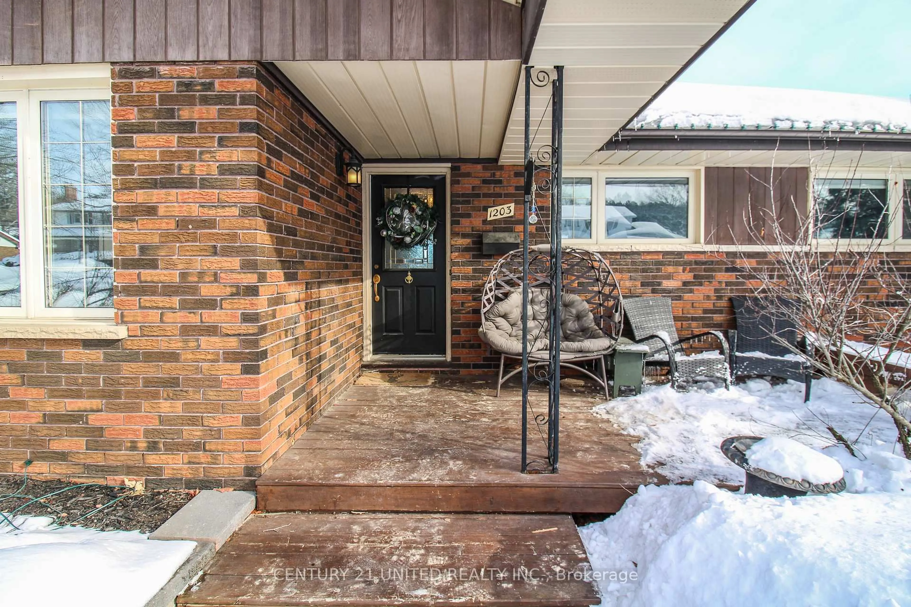 Unknown for 1203 Edmison Dr, Peterborough Ontario K9H 6V2