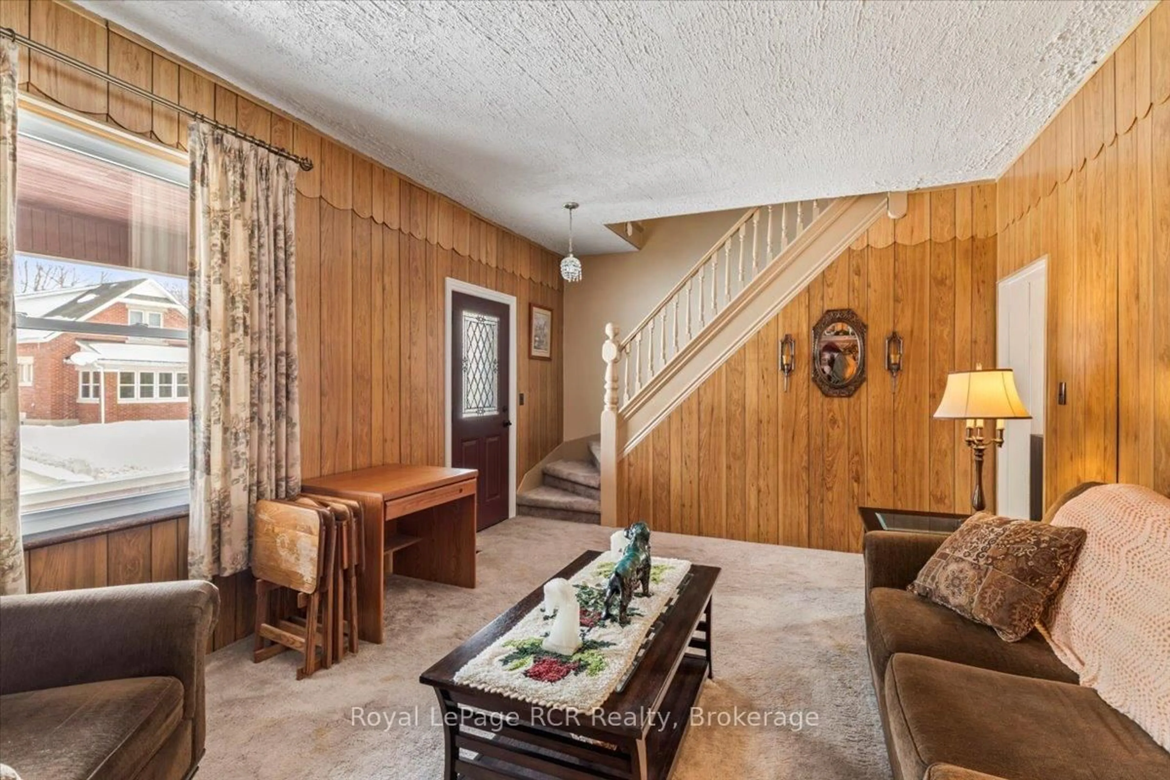 Unknown for 560 6th Ave, Hanover Ontario N4N 2G6