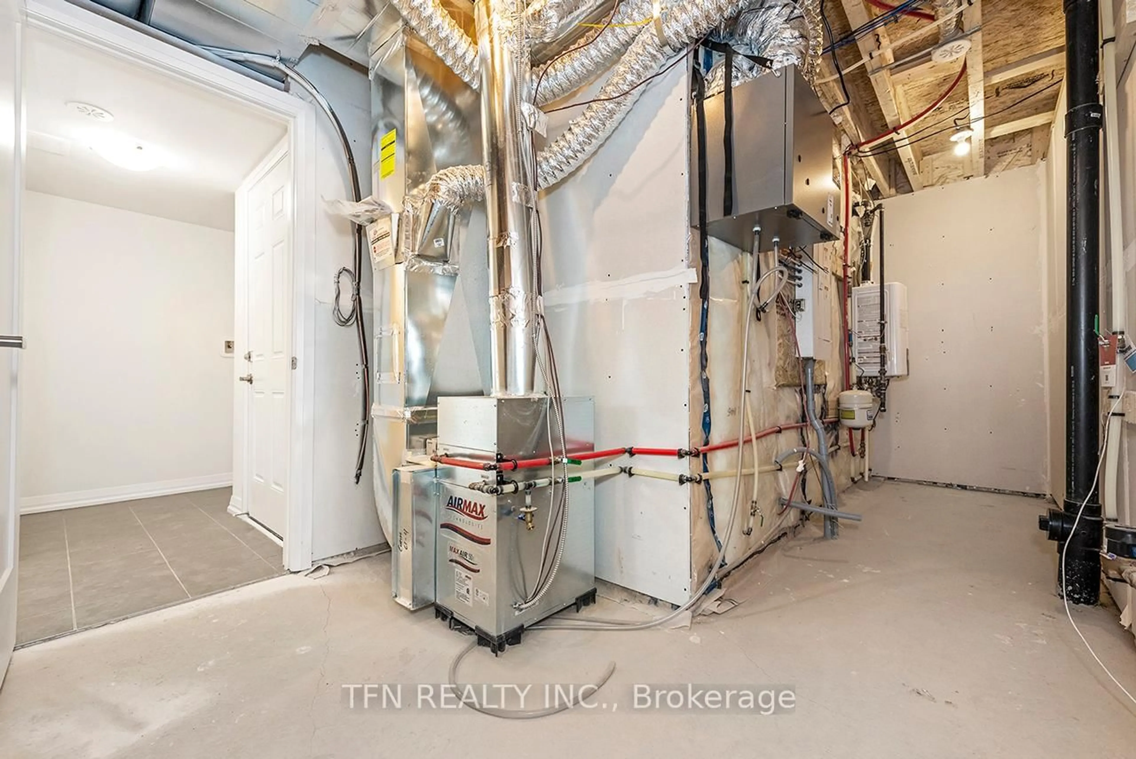 Unknown for 22 St. Lawrence Rd, Haldimand Ontario N3W 0K1