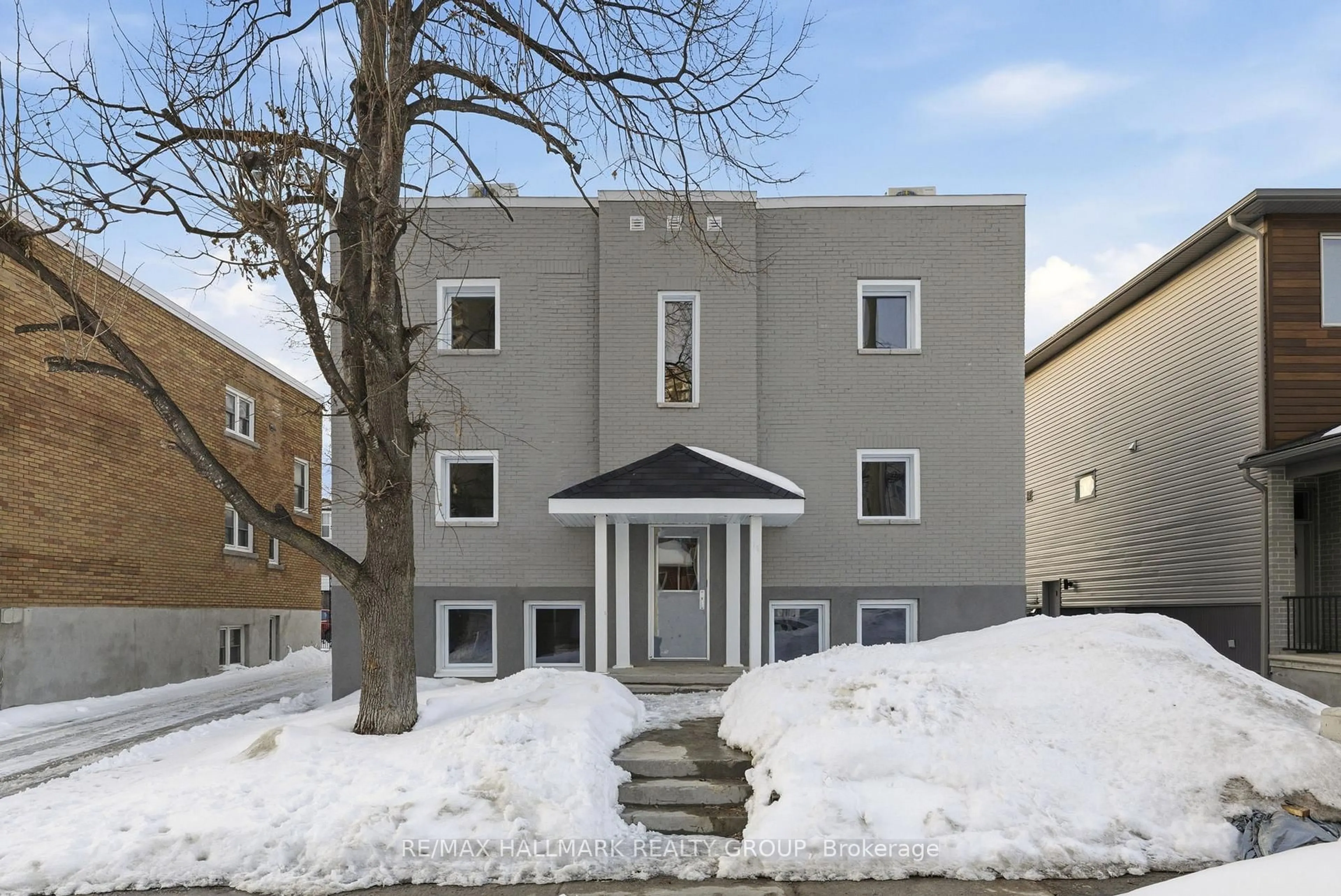 Unknown for 75 Genest St, Ottawa Ontario K1L 7Z1