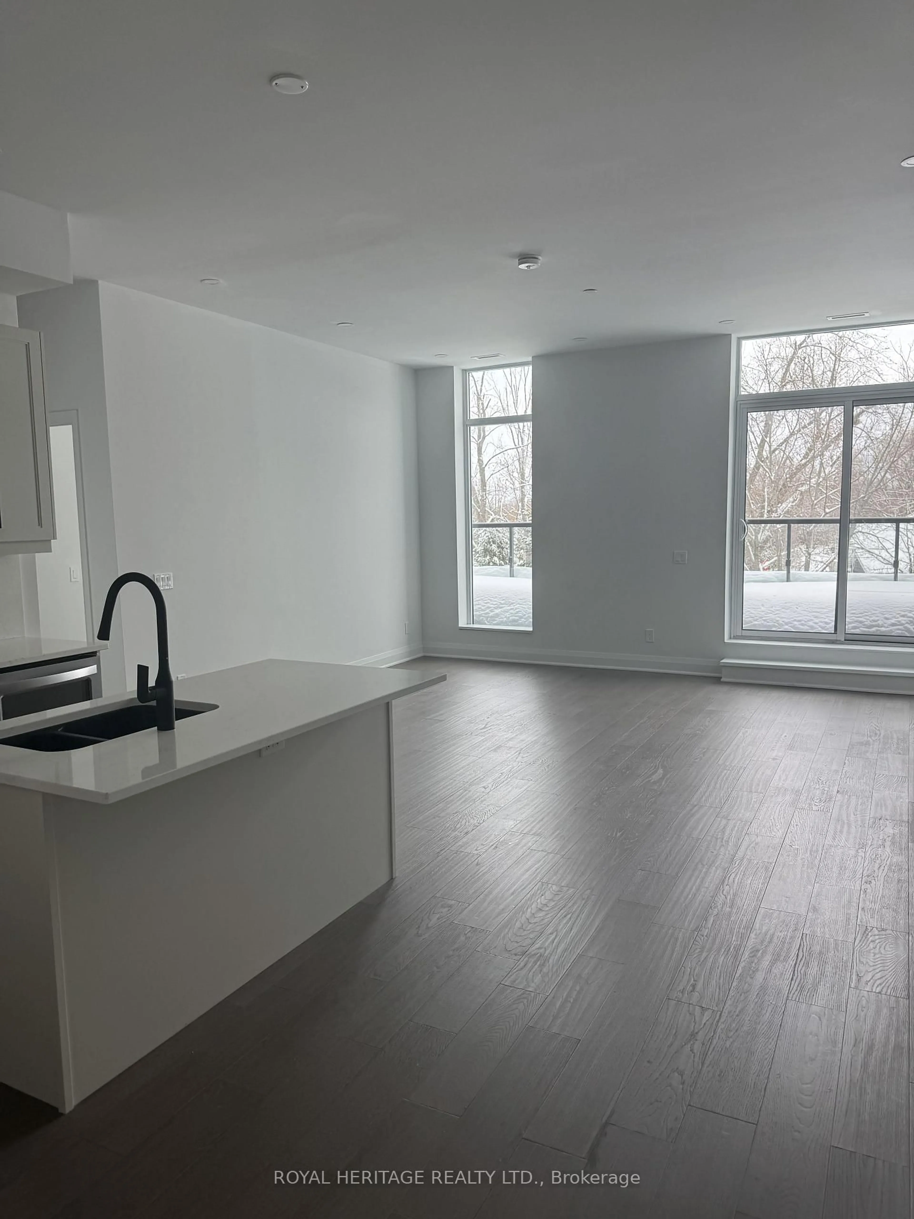 A pic of a room for 99 Louisa St #215, Kawartha Lakes Ontario K0M 1N0