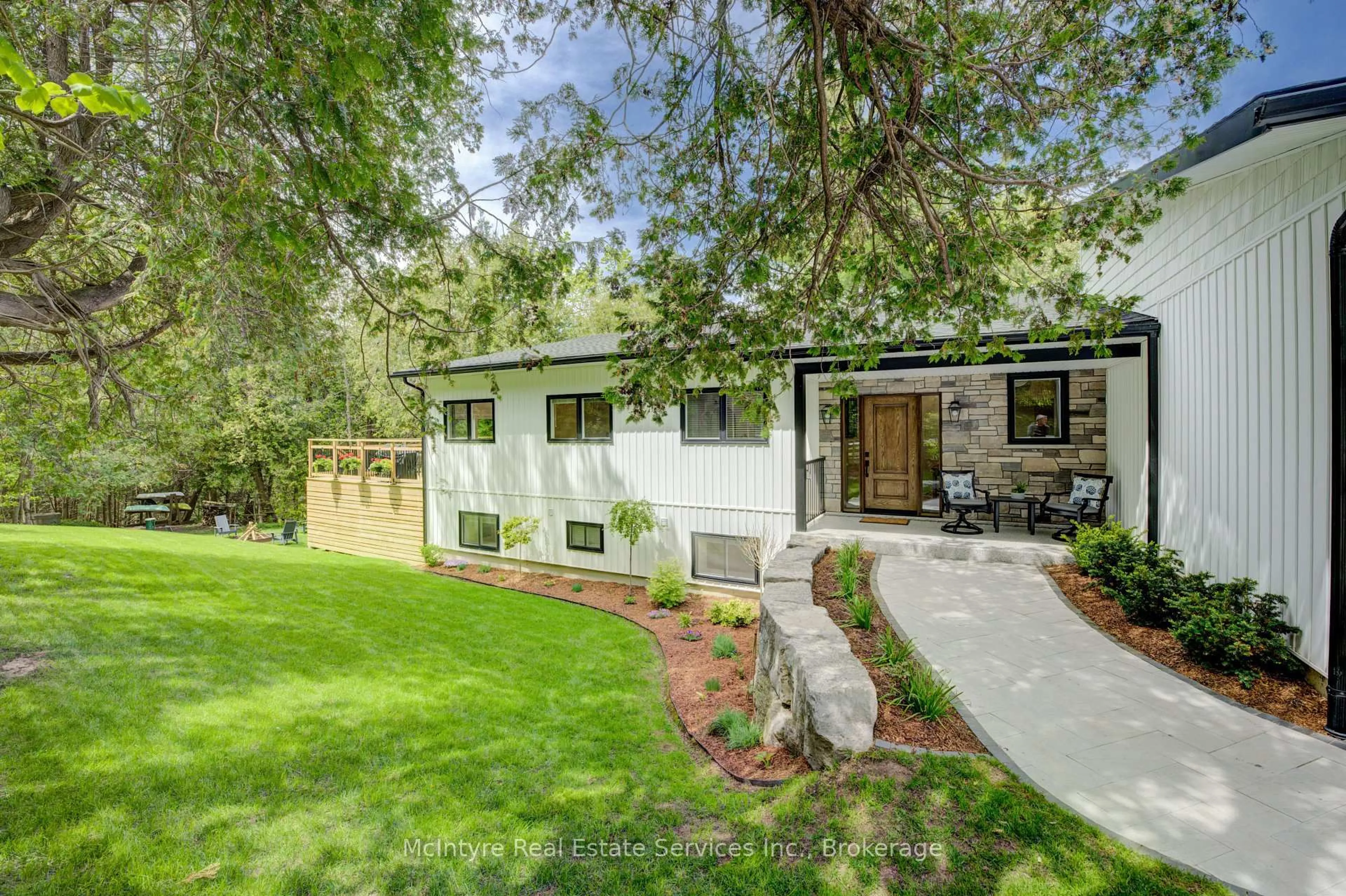 Unknown for 1071 Rivers Edge Dr, Woolwich Ontario N0B 2V0