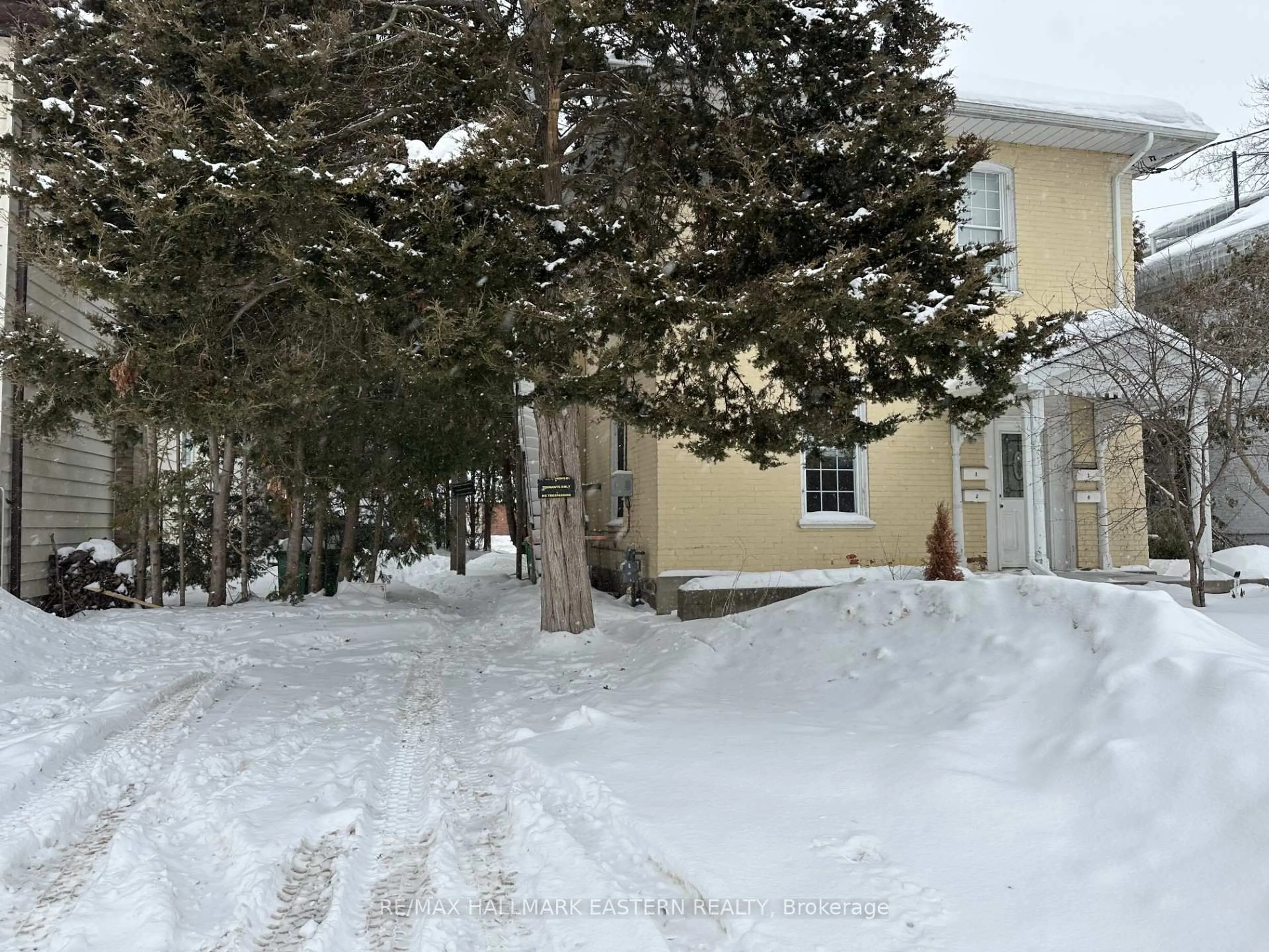 Unknown for 287 Stewart St, Peterborough Ontario K9J 3N2