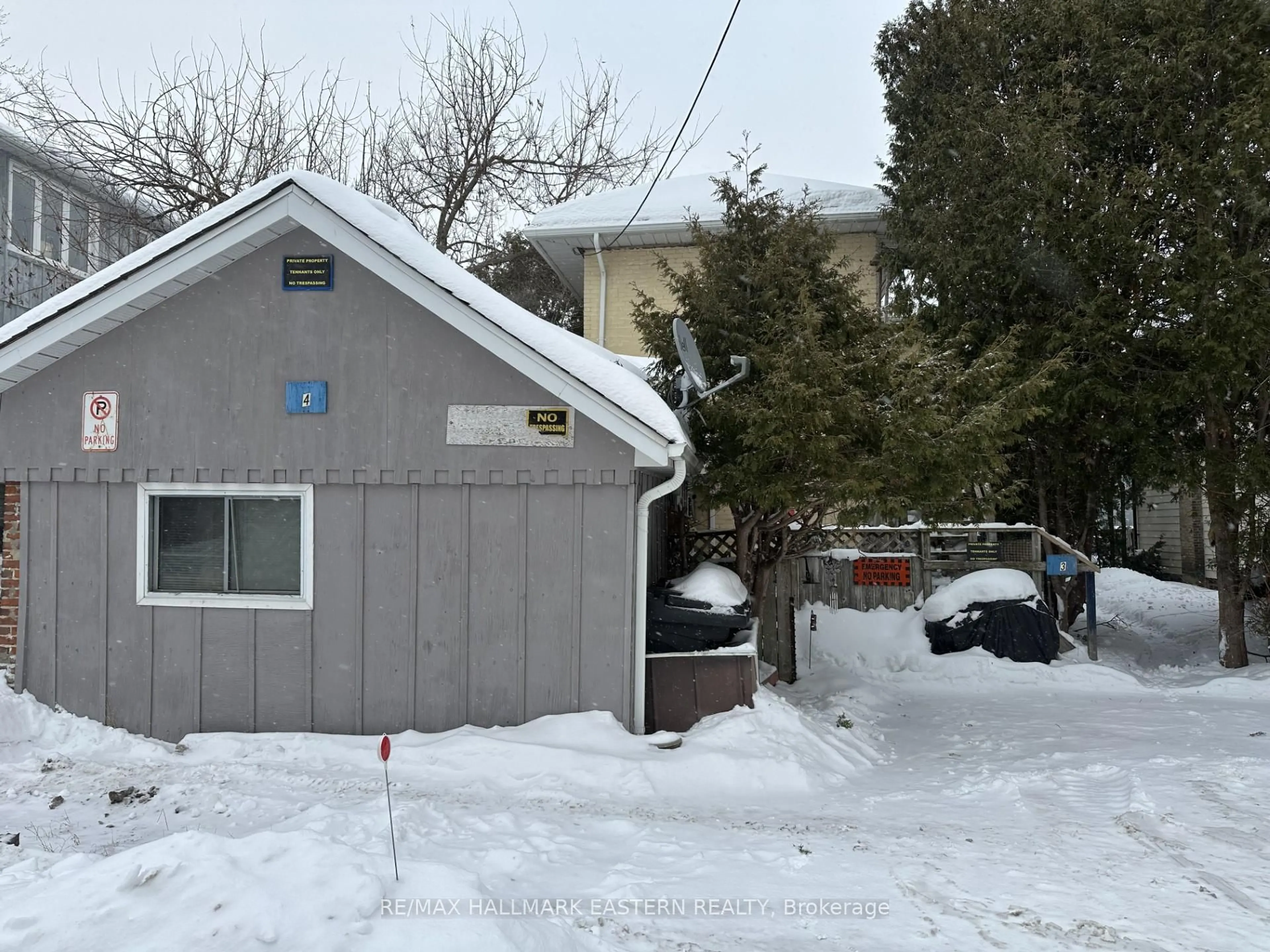 Unknown for 287 Stewart St, Peterborough Ontario K9J 3N2