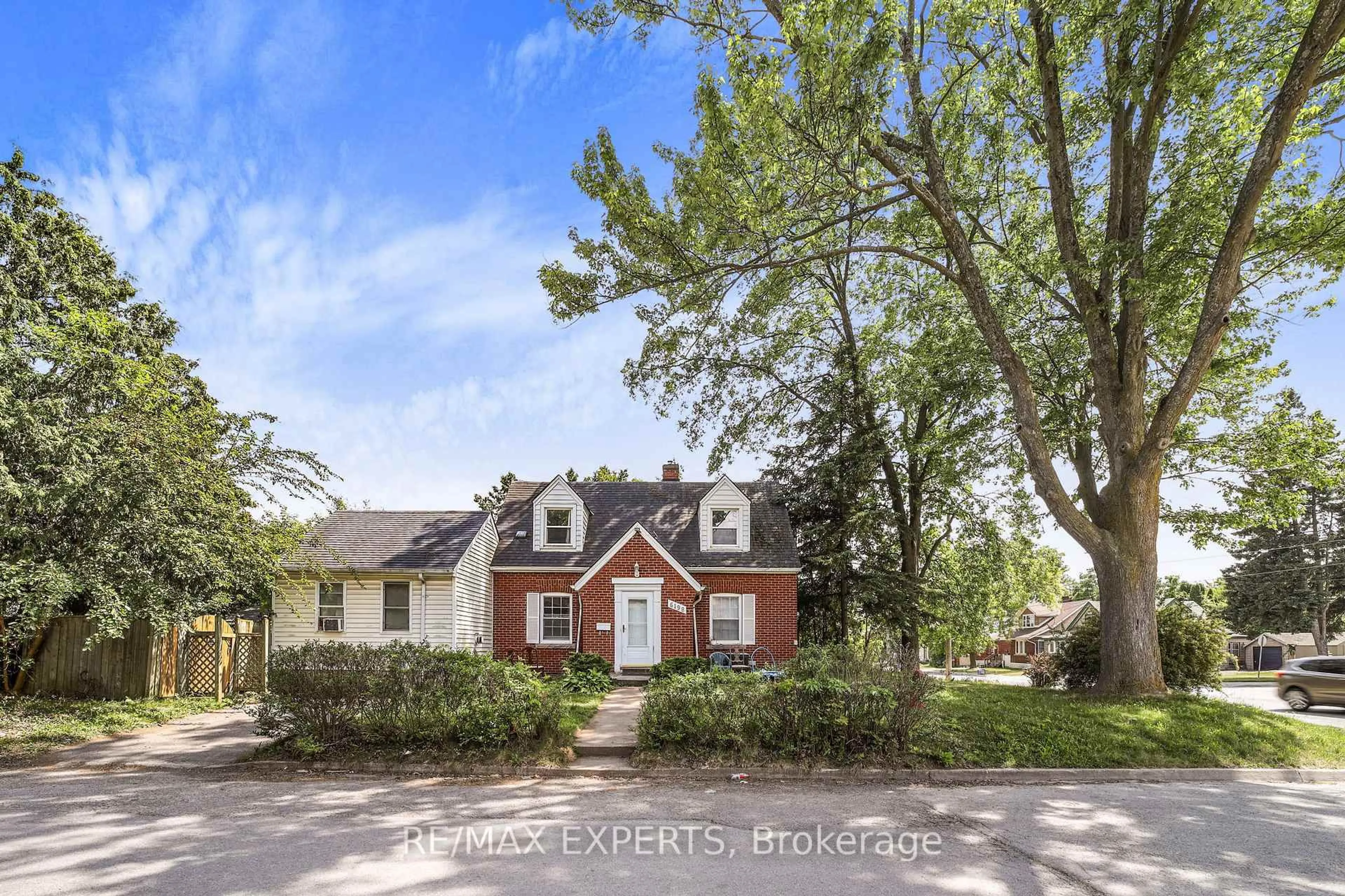 Home with brick exterior material, street for 6198 Delaware St, Niagara Falls Ontario L2G 2E8