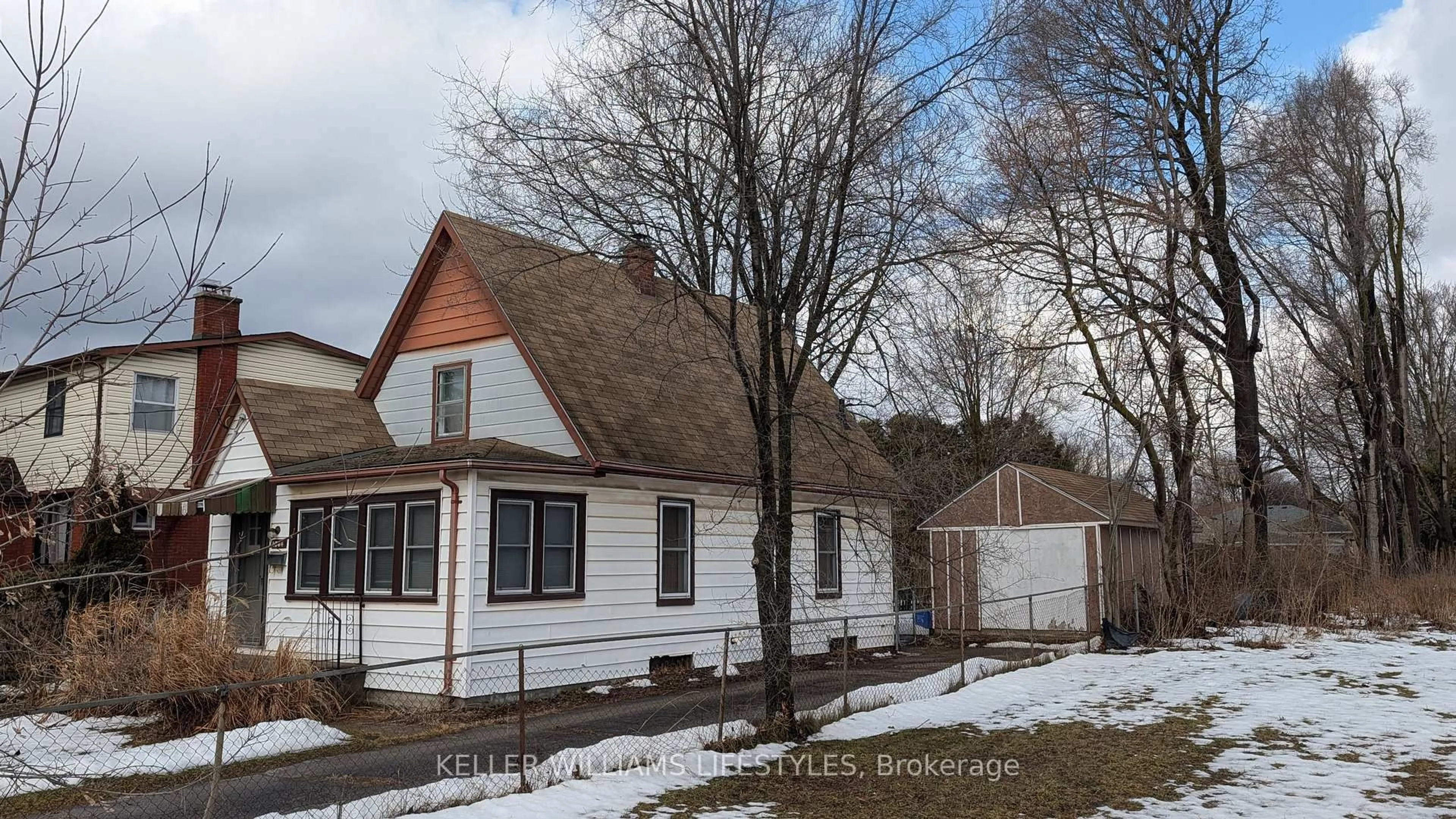 Unknown for 1004 HAMILTON Rd, London East Ontario N5W 1A5