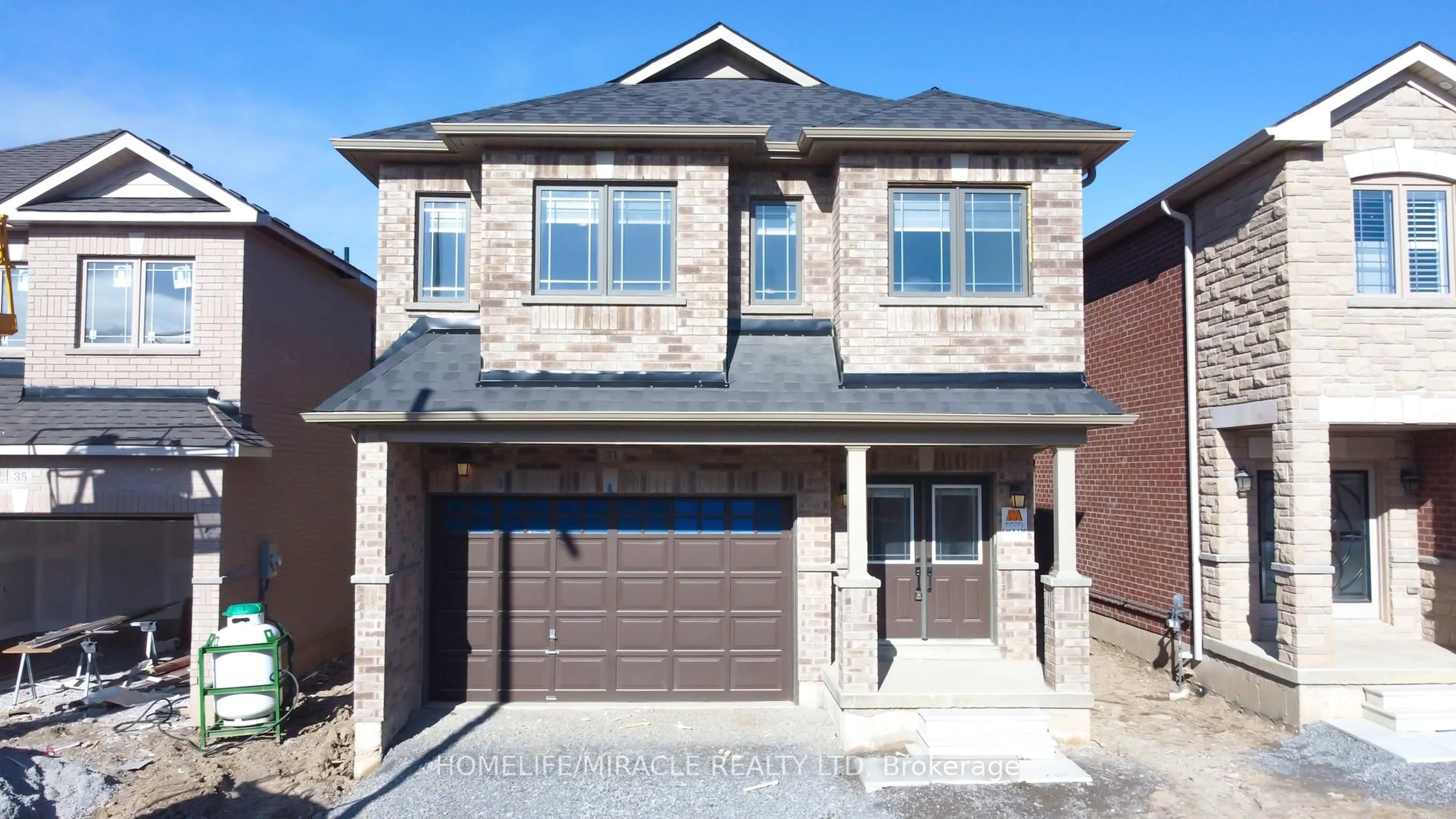 Home with brick exterior material, street for 31 Huntsworth Ave, Thorold Ontario L2V 0N3