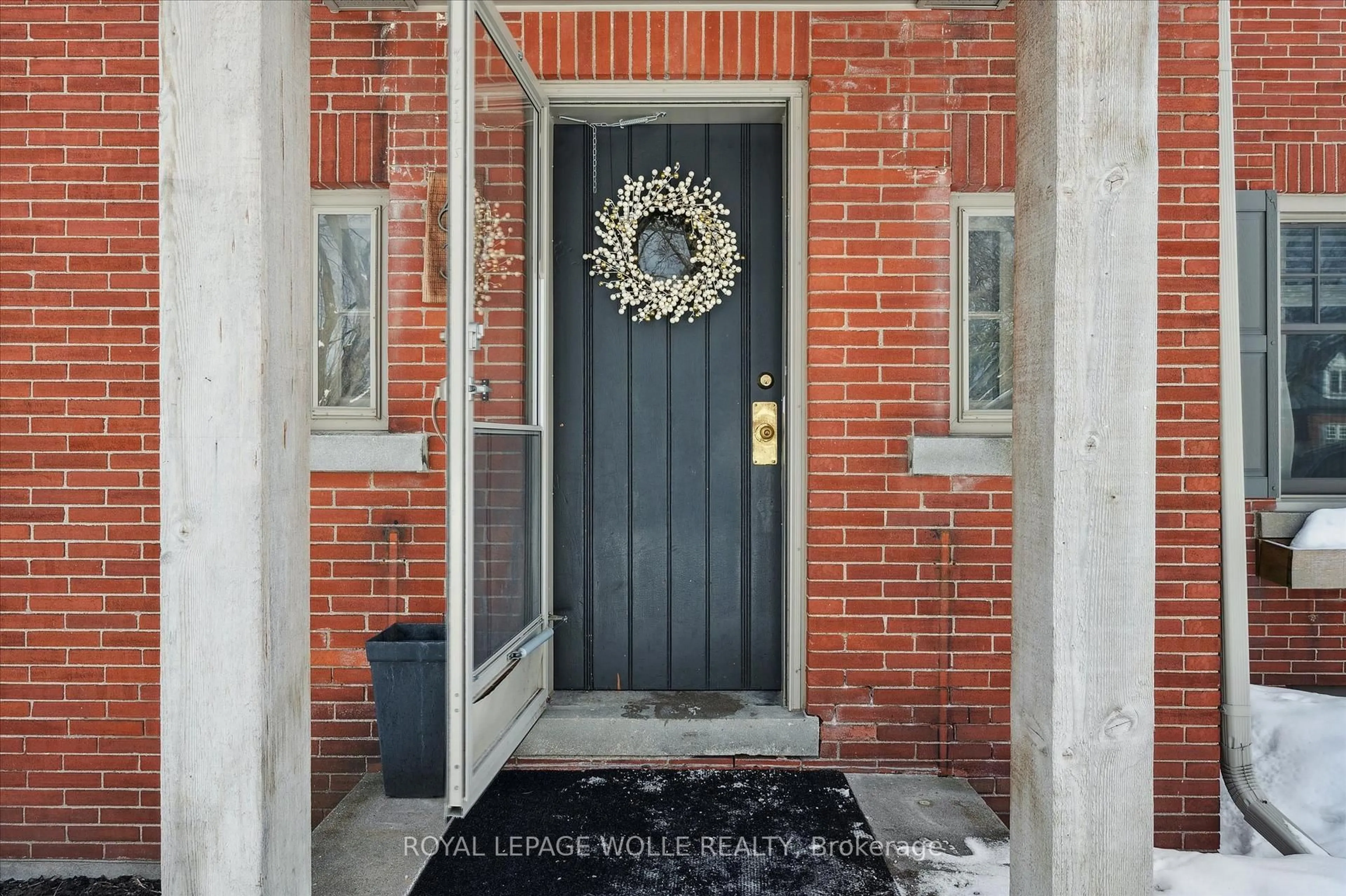 Indoor entryway for 63 Claremont Ave, Kitchener Ontario N2M 2P5