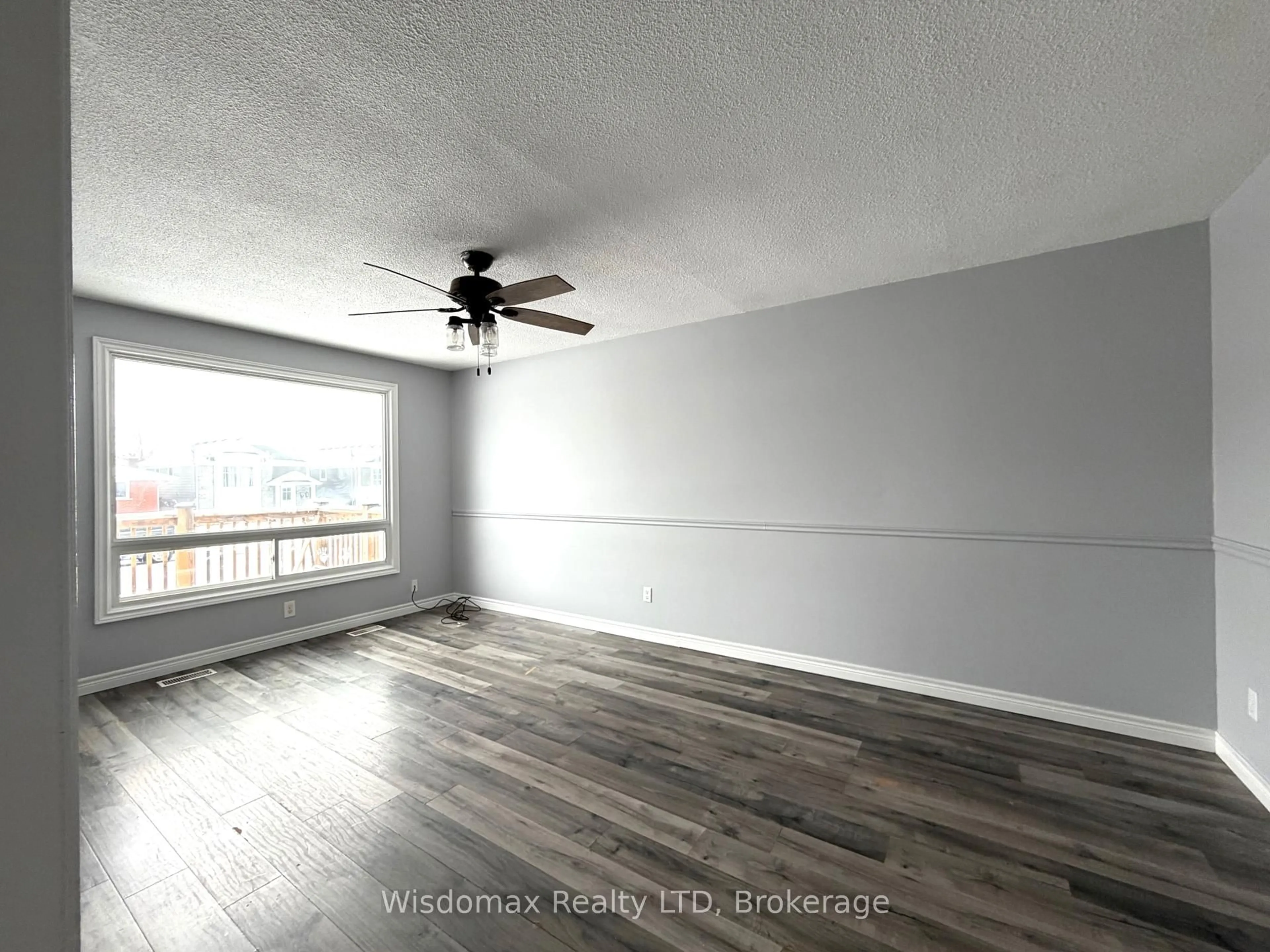 A pic of a room for 7 KIRK St, St. Catharines Ontario L2S 1B8