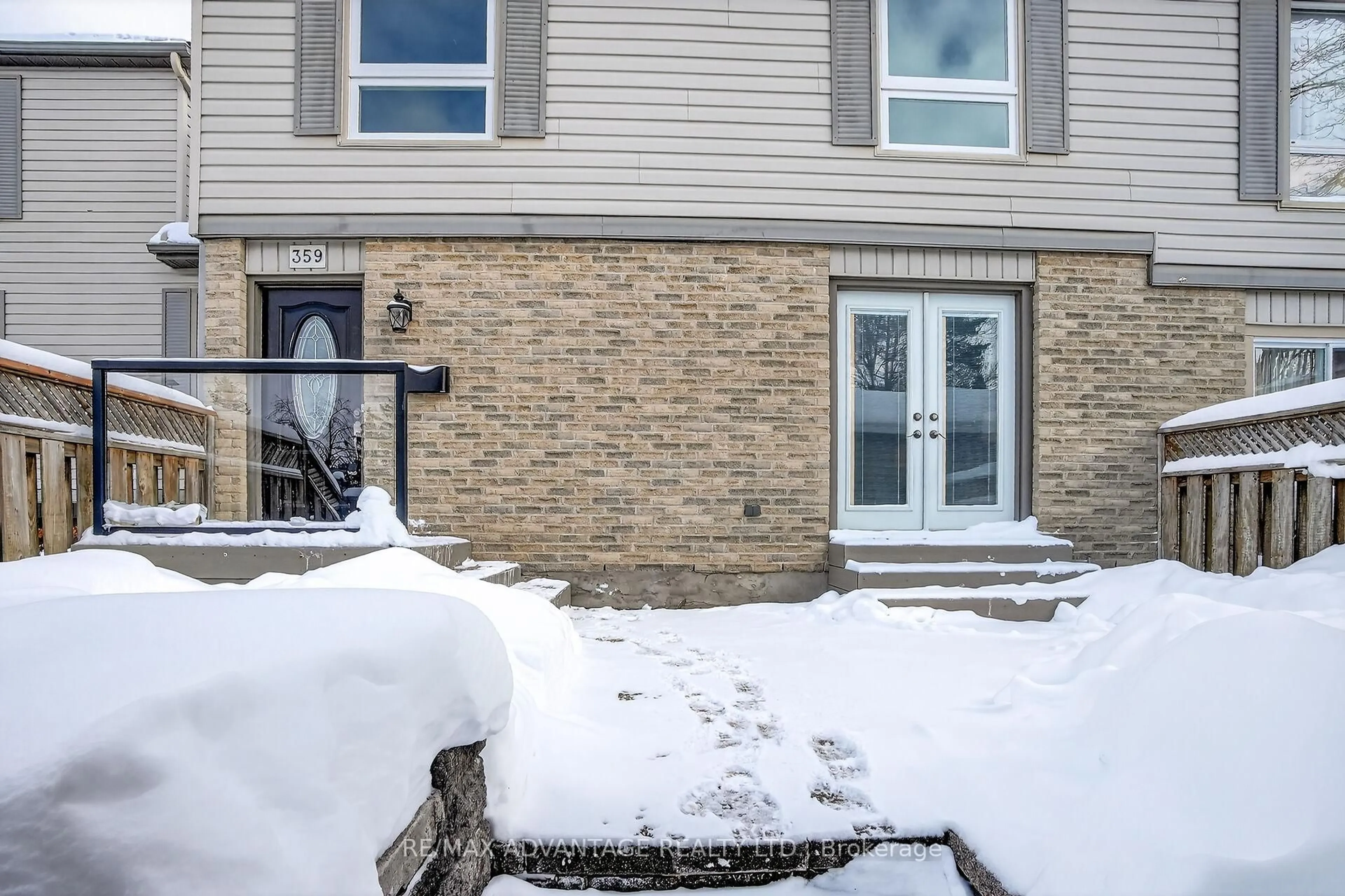 Unknown for 359 Everglade Cres, London North Ontario N6H 4M8