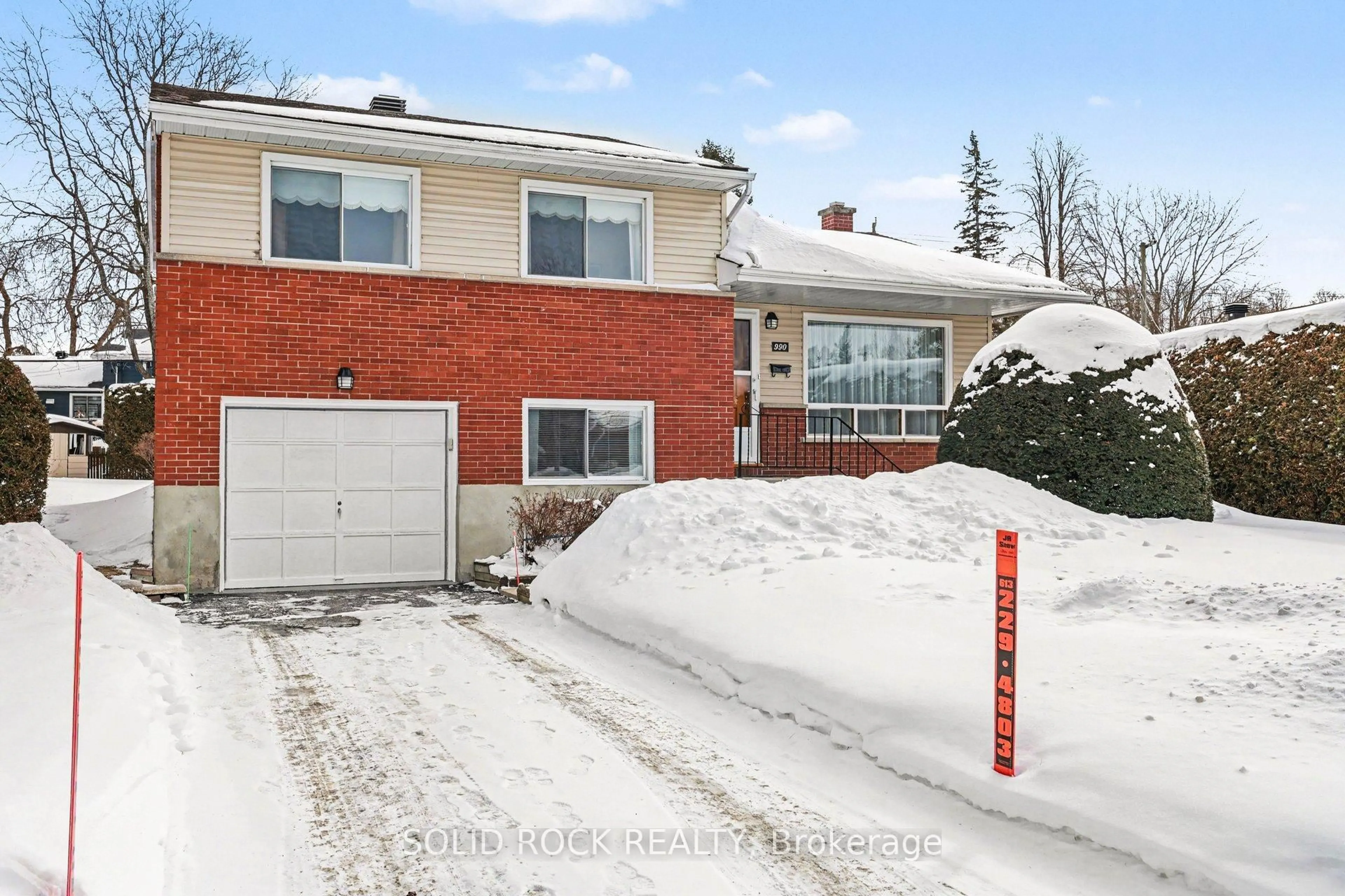 Home with brick exterior material, street for 990 Harkness Ave, Ottawa Ontario K1V 6P2