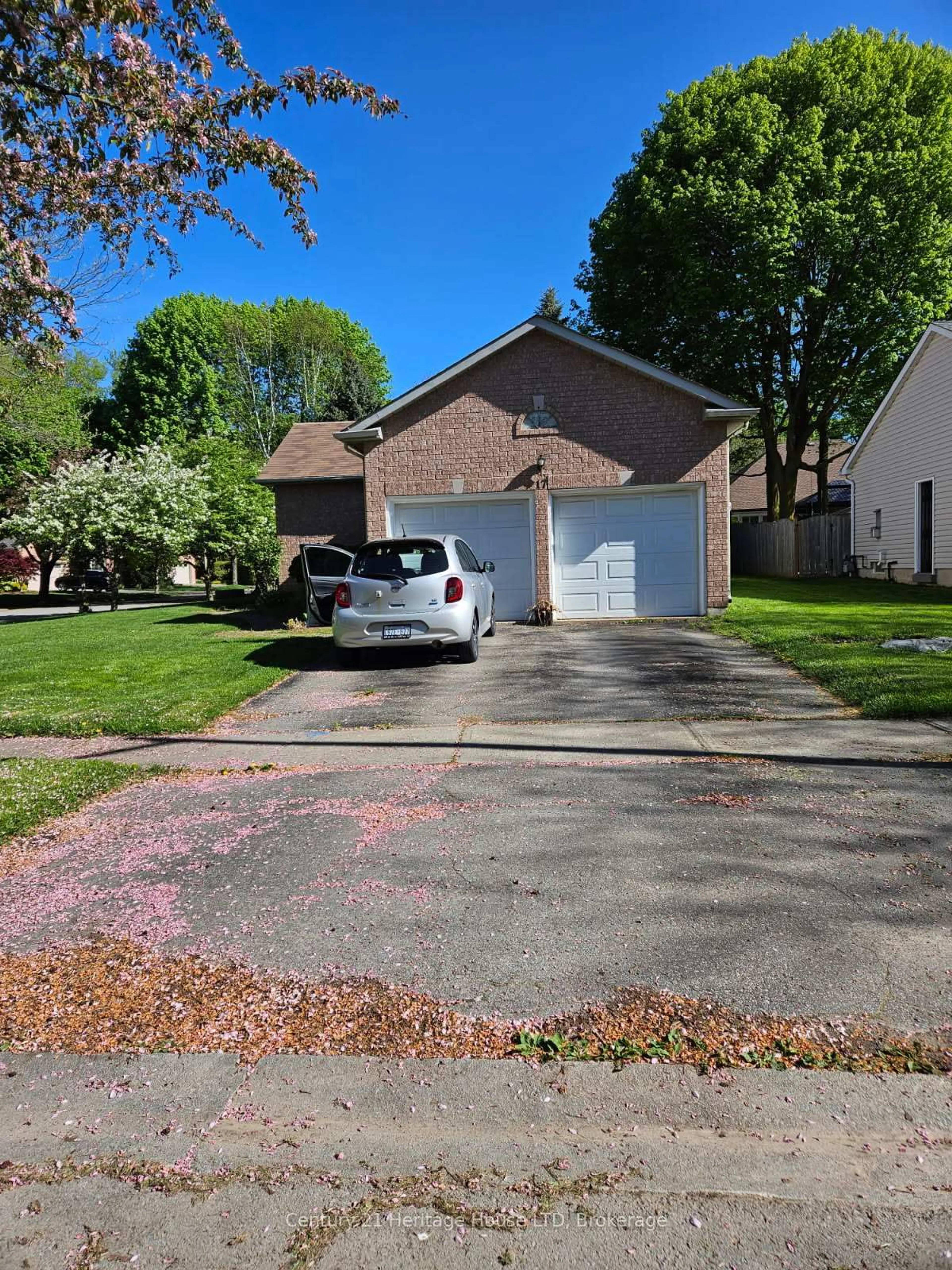 Unknown for 17 Meadowbrook Lane, Pelham Ontario L0S 1E4