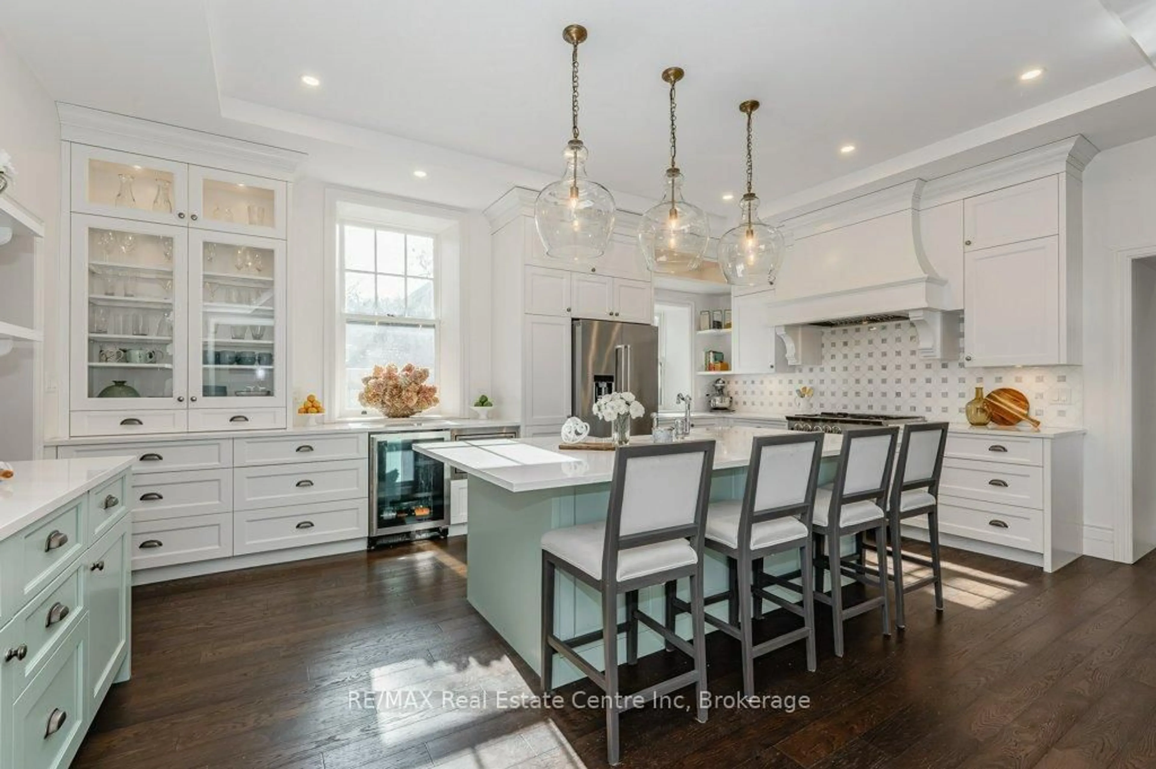 Open concept kitchen, unknown for 15 Liverpool St, Guelph Ontario N1H 2K8