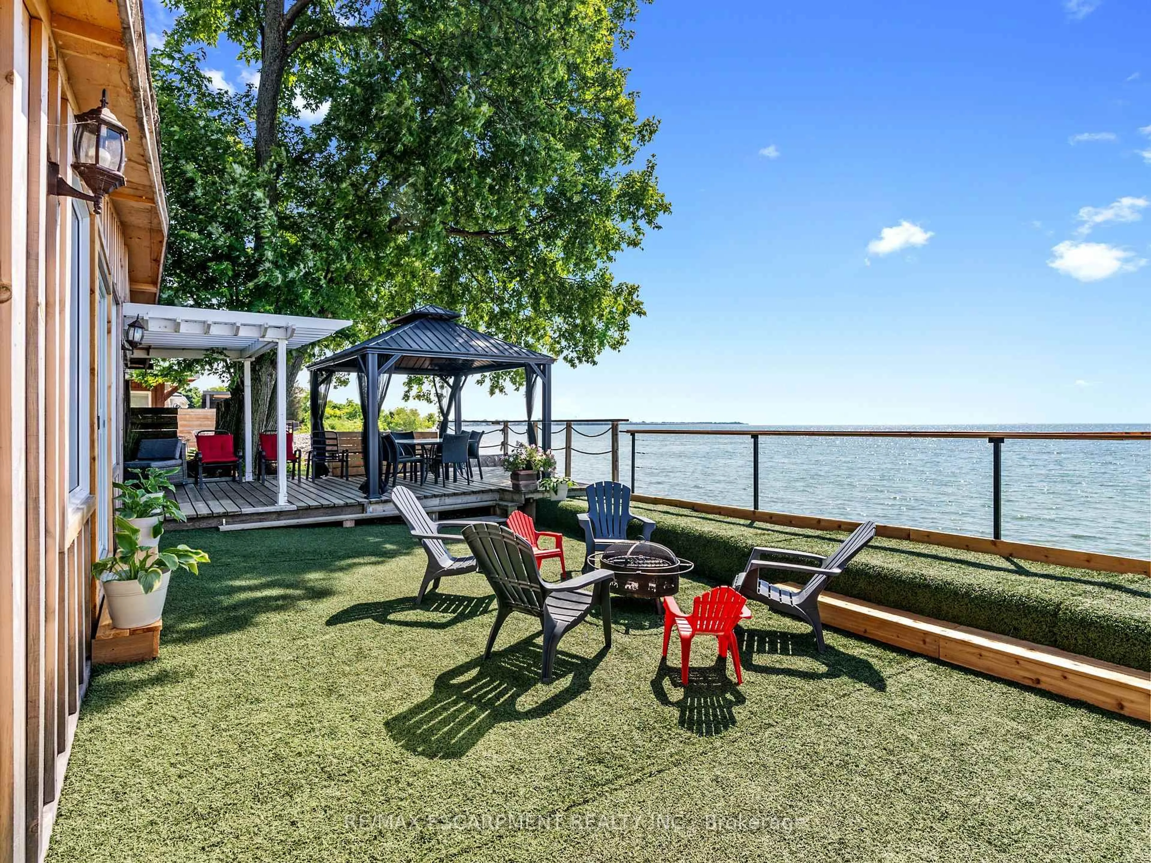 Patio, water/lake/river/ocean view for 2712 NORTH SHORE Dr, Haldimand Ontario N0A 1K0