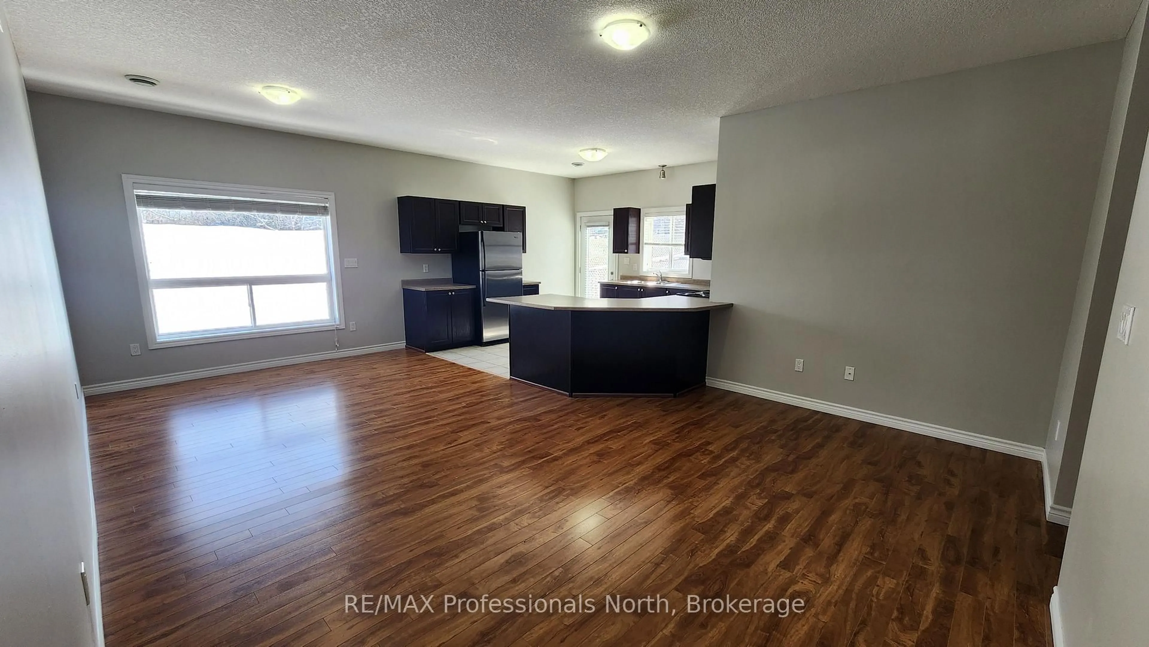 A pic of a room for 19 Duncan St, Huntsville Ontario P1H 1P6