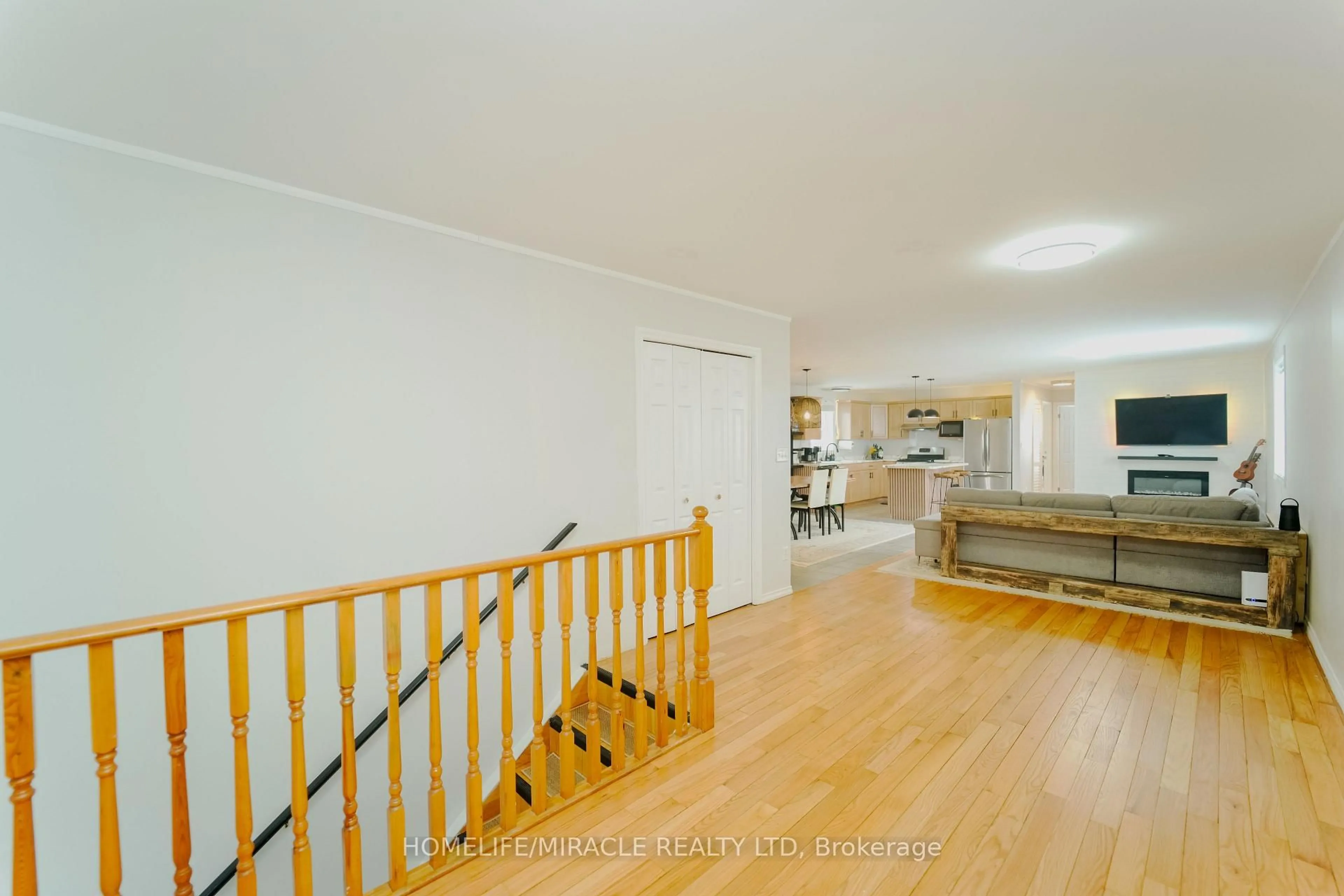 Unknown for 1537 Langlois Ave, Windsor Ontario N8X 4M3