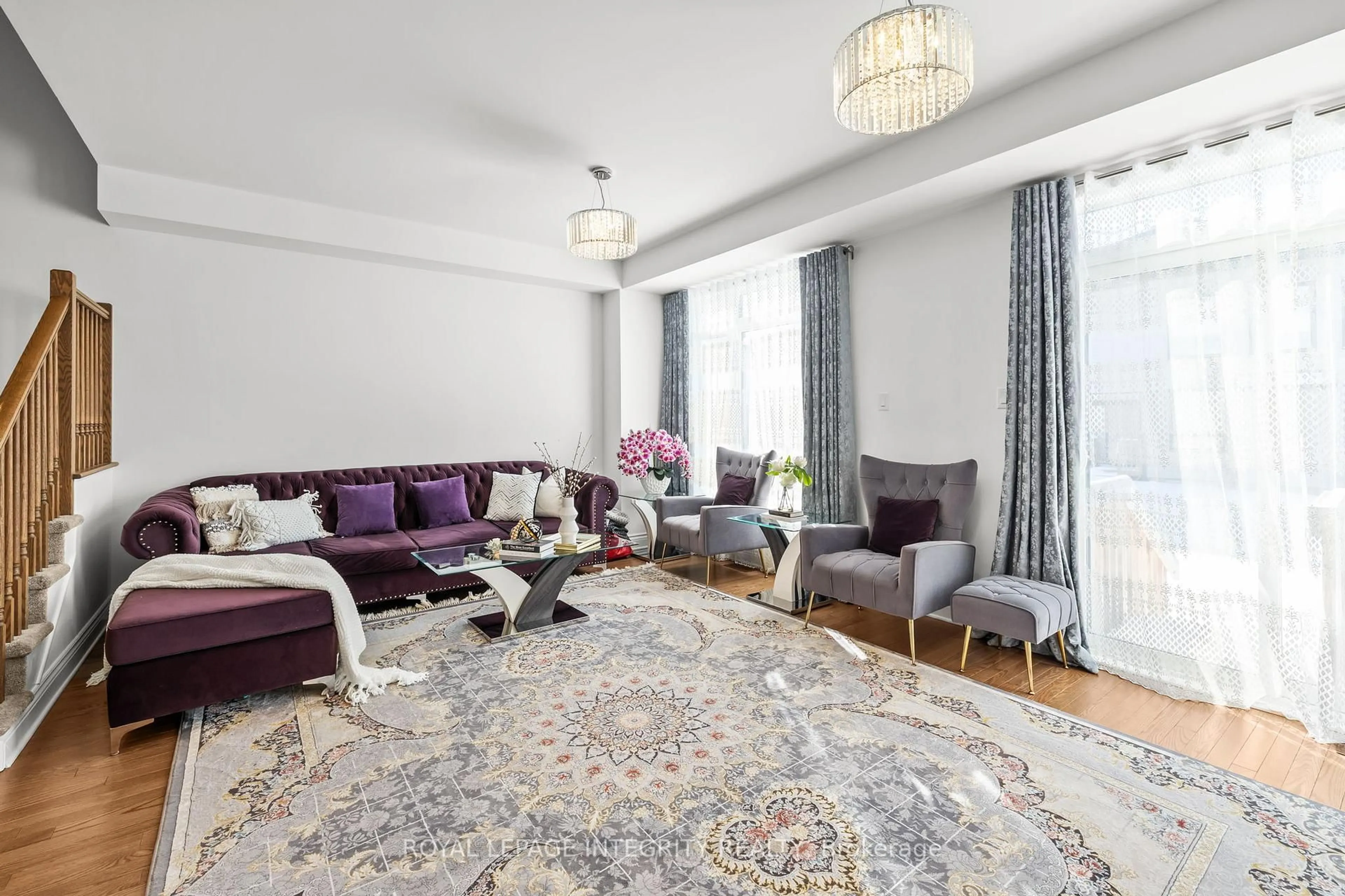 Living room with furniture, carpet floor for 512 Cardamom Terr, Ottawa Ontario K2S 2X9