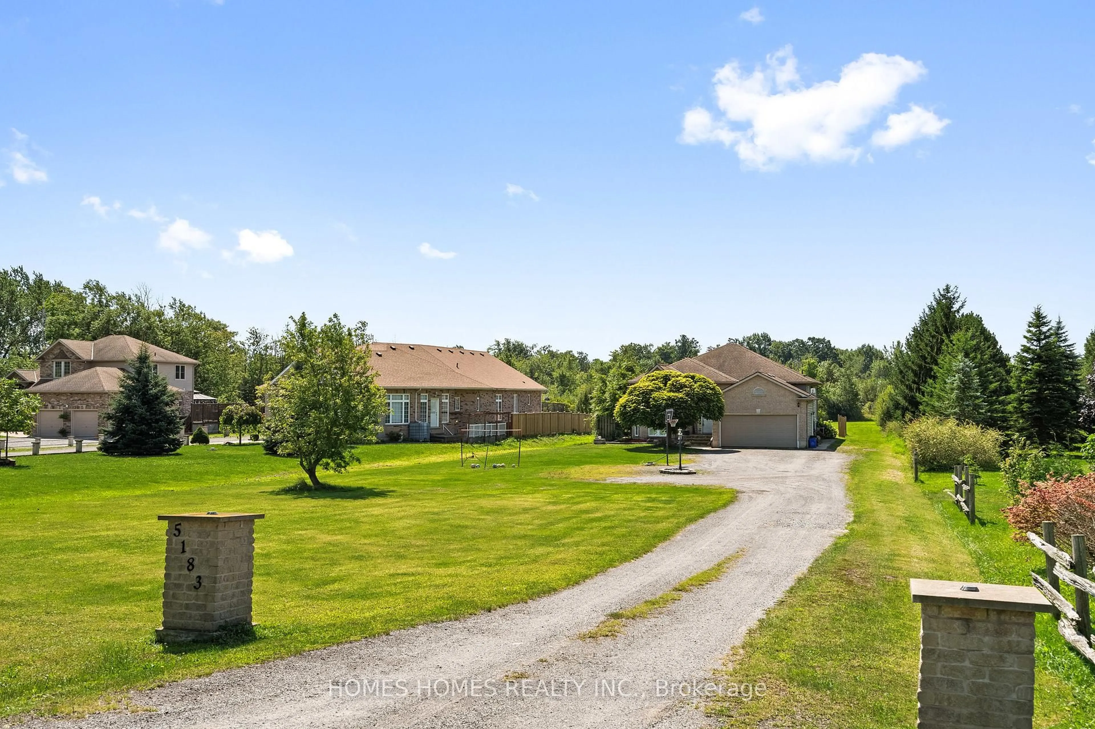 A pic from outside/outdoor area/front of a property/back of a property/a pic from drone, unknown for 5183 Sherkston Rd, Port Colborne Ontario L0S 1R0