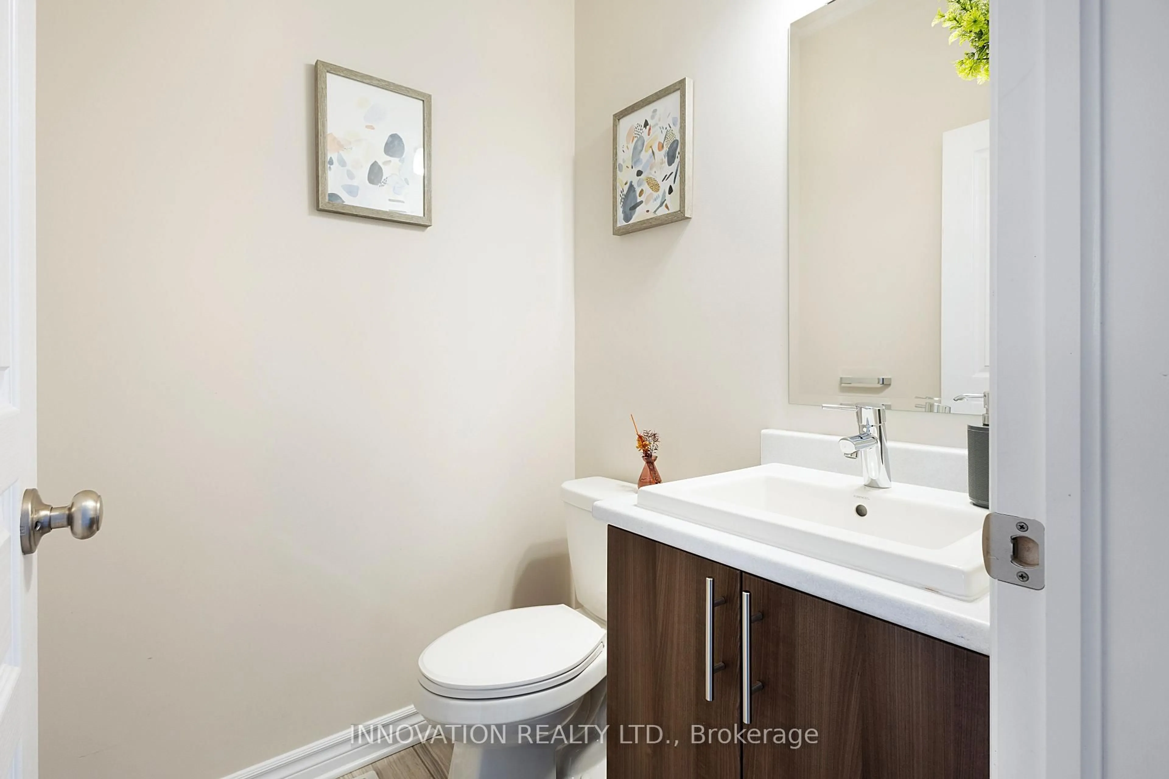 Standard bathroom, unknown for 177 Shinny Ave, Ottawa Ontario K2V 0G4