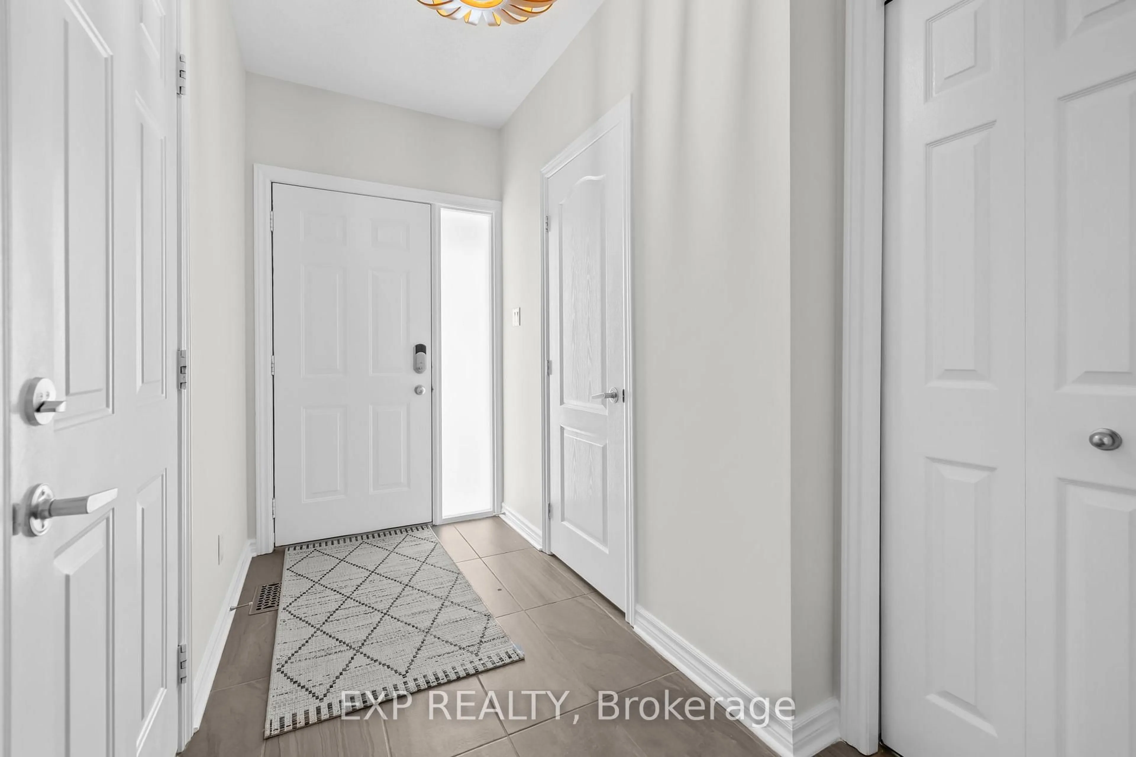 Indoor entryway for 243 Deerfox Dr, Ottawa Ontario K2J 5H5