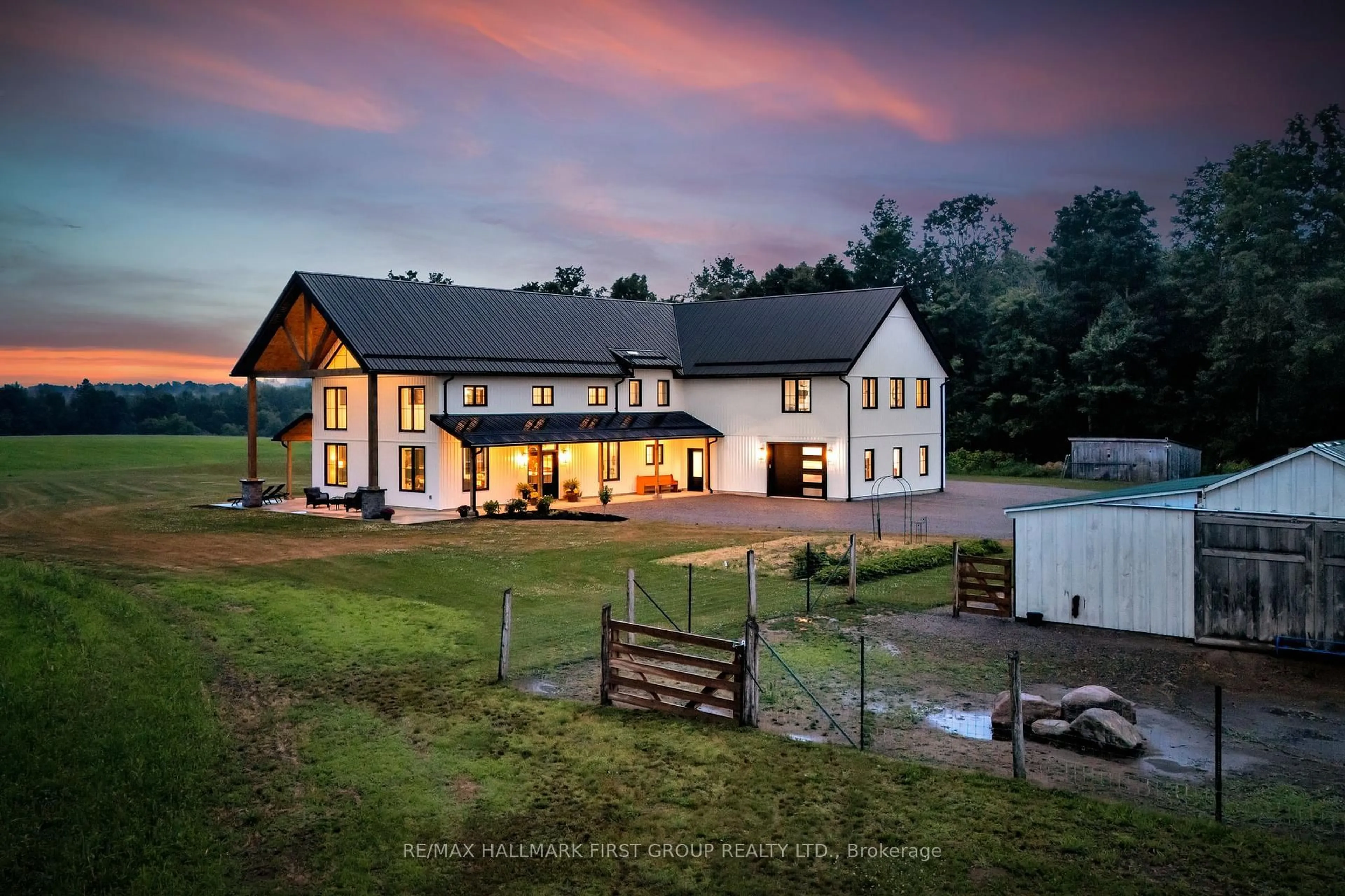 A pic from outside/outdoor area/front of a property/back of a property/a pic from drone, unknown for 708 Scriver Rd, Brighton Ontario K0K 1H0