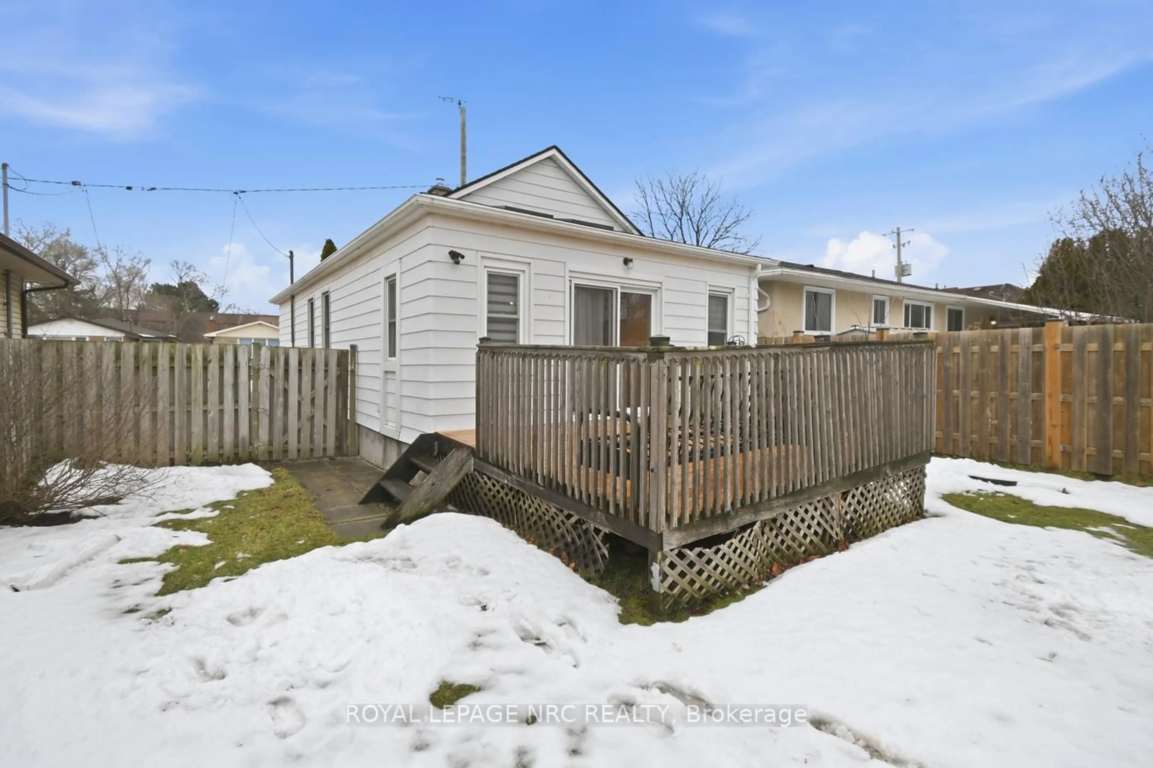 Shed for 26 Kent St, St. Catharines Ontario L2S 1H2