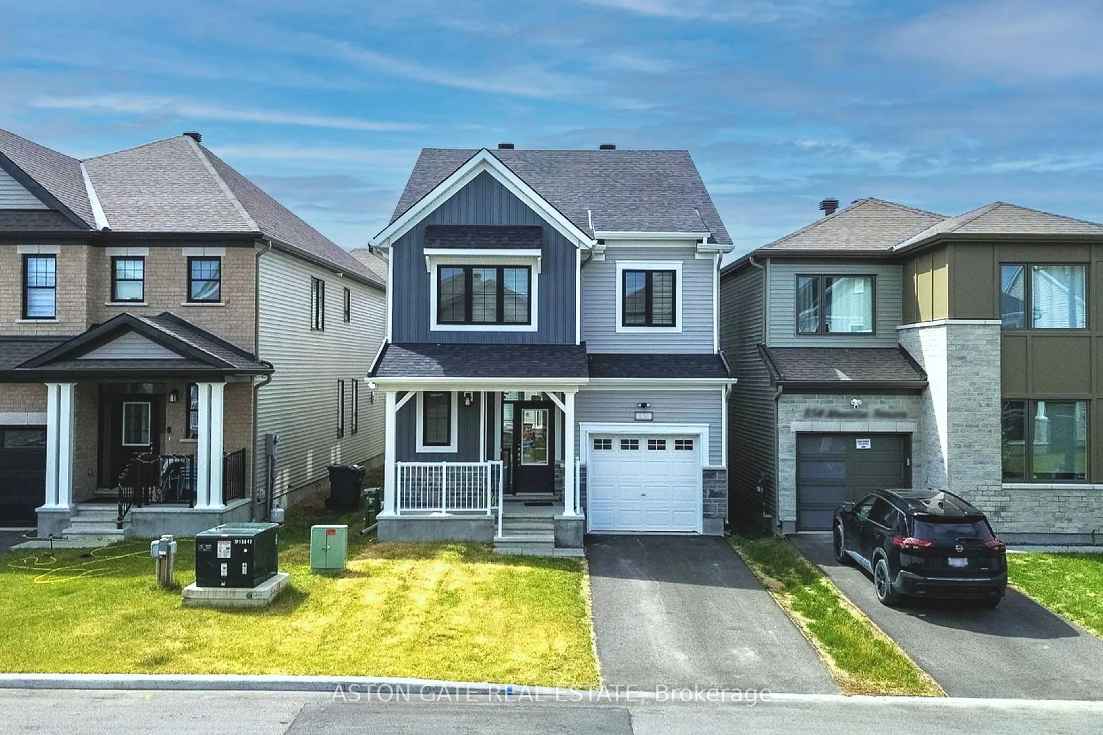 Home with vinyl exterior material, street for 856 Moonrise Terr, Ottawa Ontario K2J 6T1