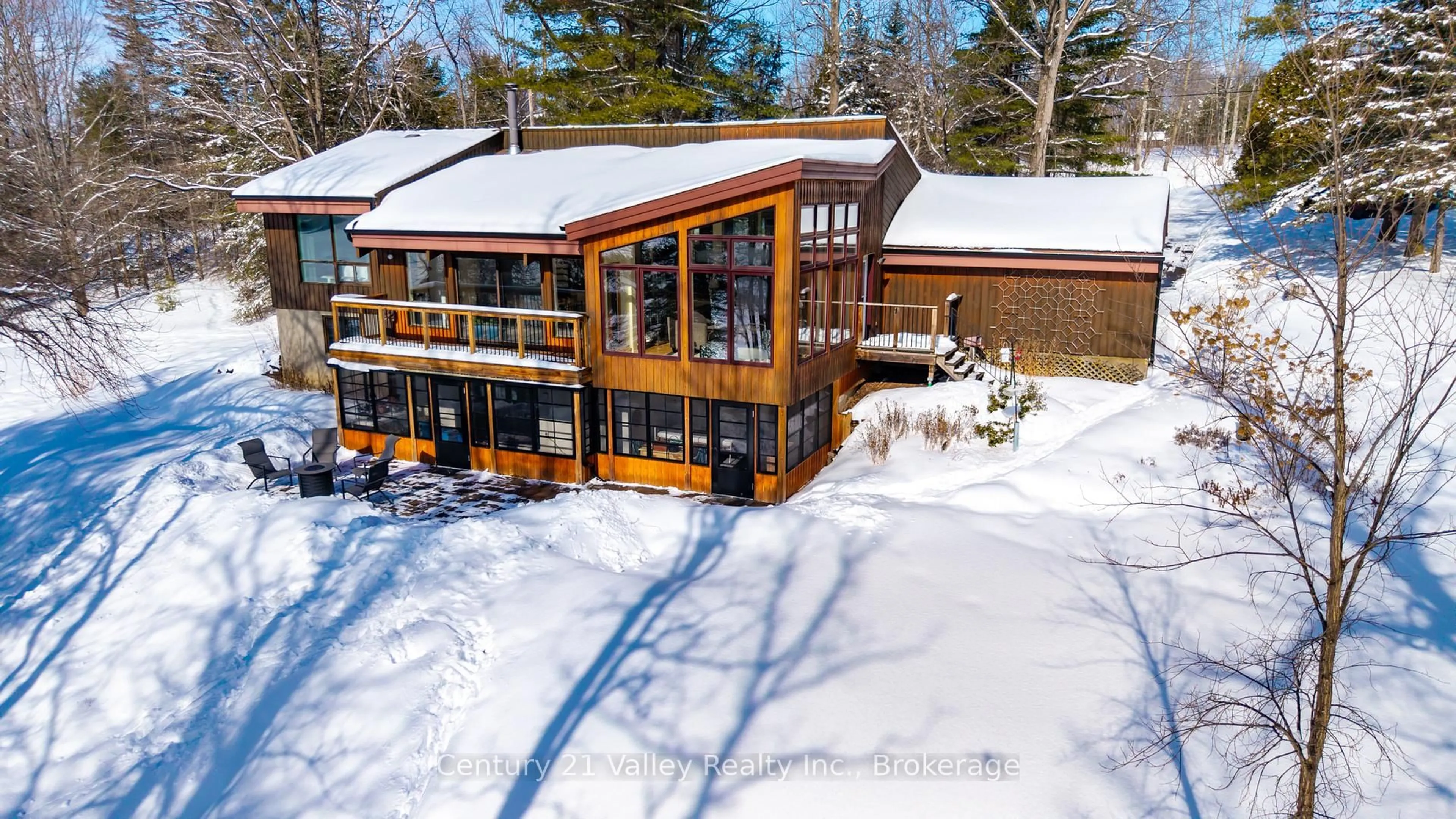 A pic from outside/outdoor area/front of a property/back of a property/a pic from drone, building for 3233 Calabogie Rd, Calabogie Ontario K0J 1H0