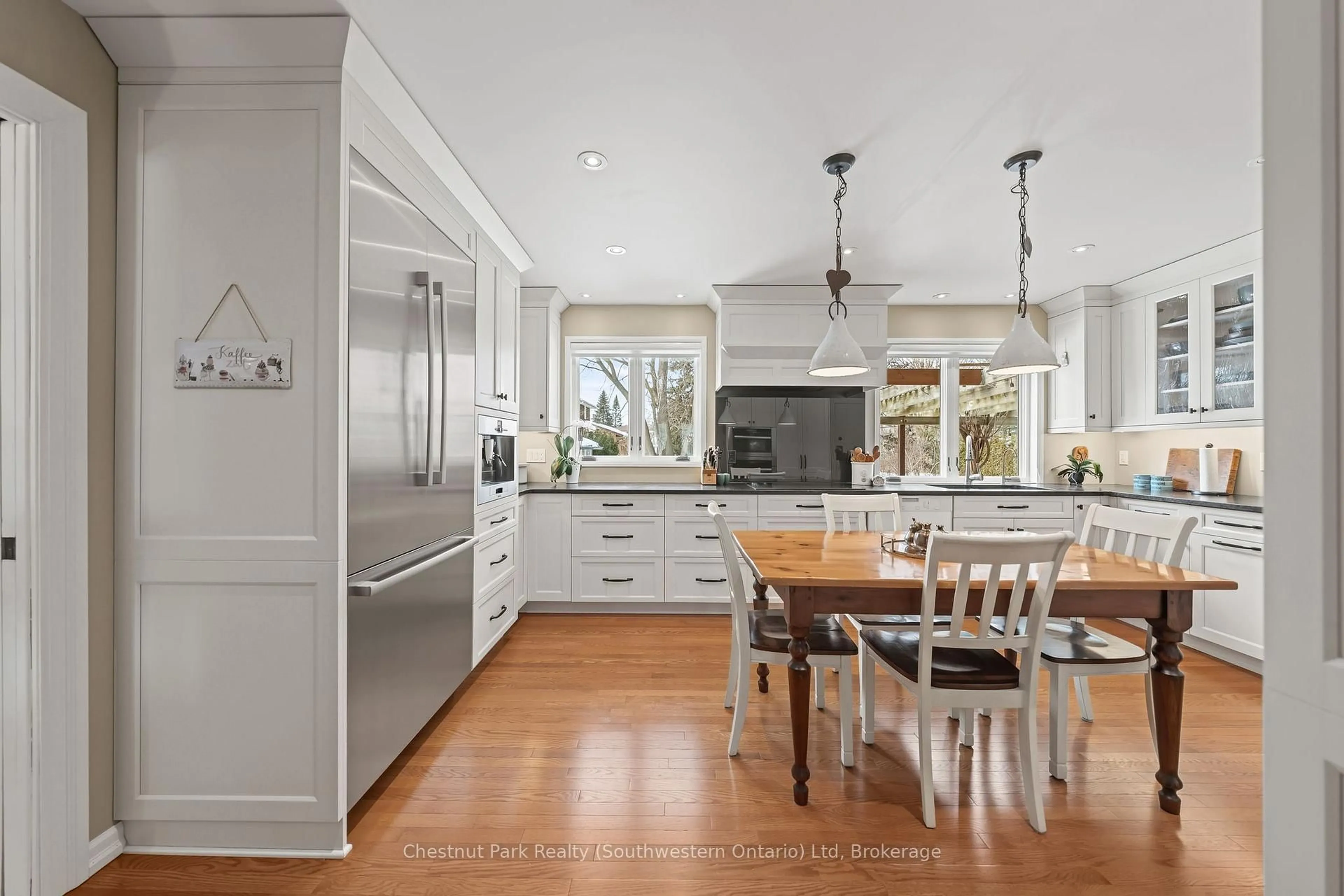 Open concept kitchen, unknown for 20 Latenda Pl, Guelph Ontario N1G 3B8