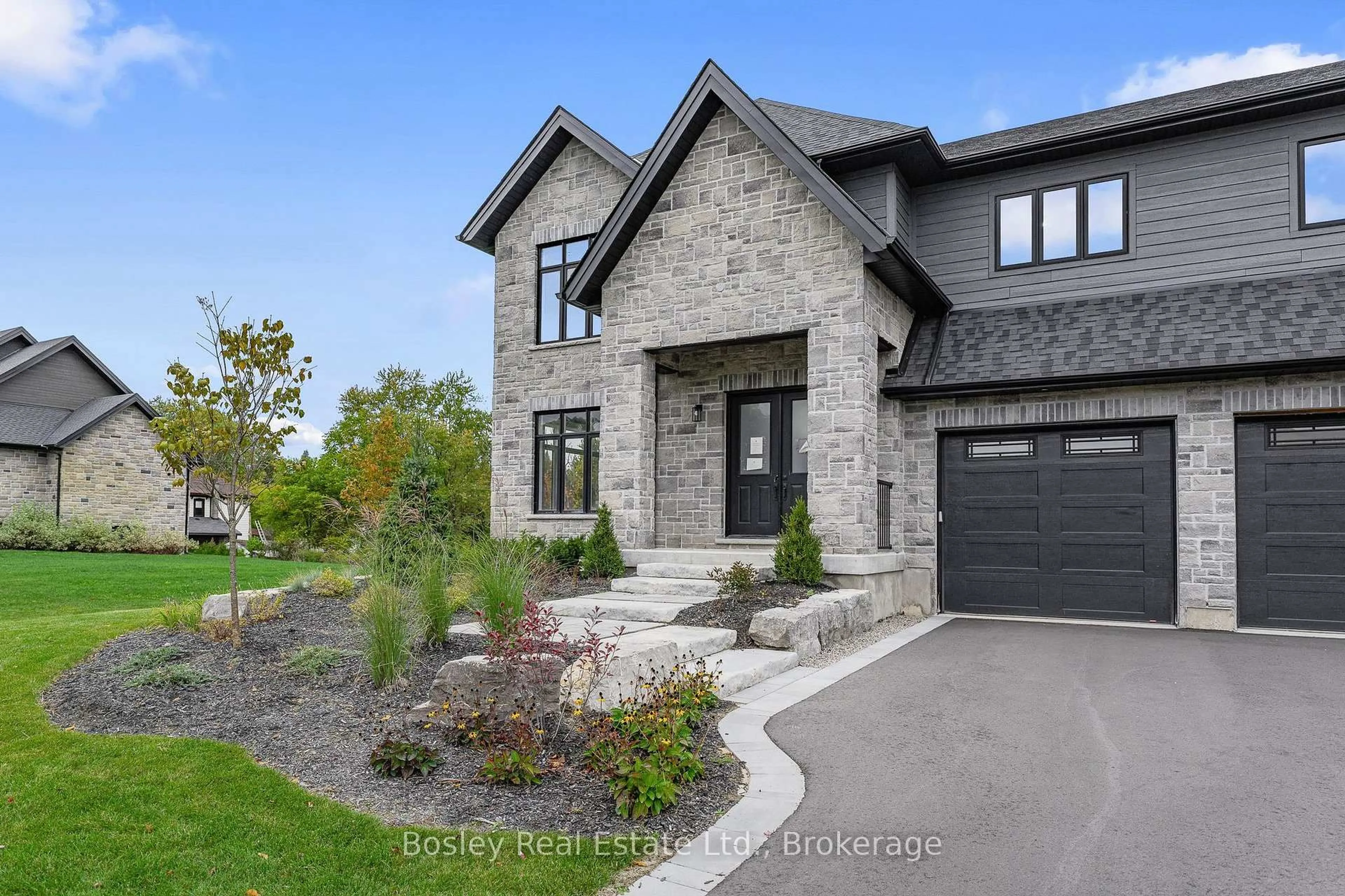 Home with brick exterior material, street for 47 Whitcombe Way, Puslinch Ontario N0B 2C0