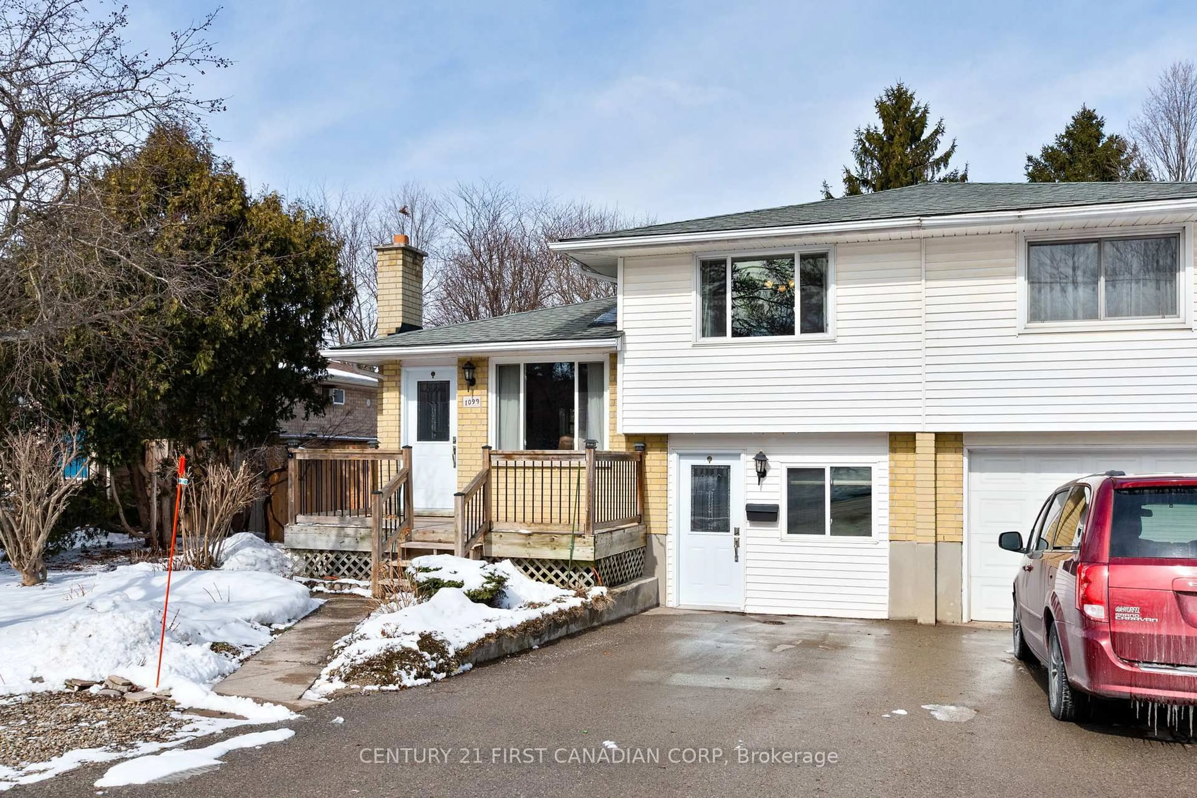 Unknown for 1099 Byron Baseline Rd, London South Ontario N6K 2C7